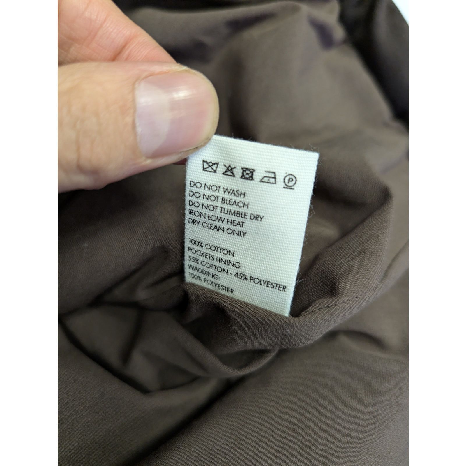 Jacquemus o1rshd1 'Le Gilet Carozzu' padded vest in dark brown Size US L / EU 52-54 / 3 - 21 Thumbnail