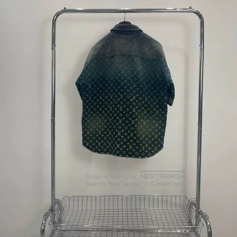 Louis Vuitton Louis Vuitton Gradient logo denim short sleeve shirt Size US L / EU 52-54 / 3 - 2 Thumbnail