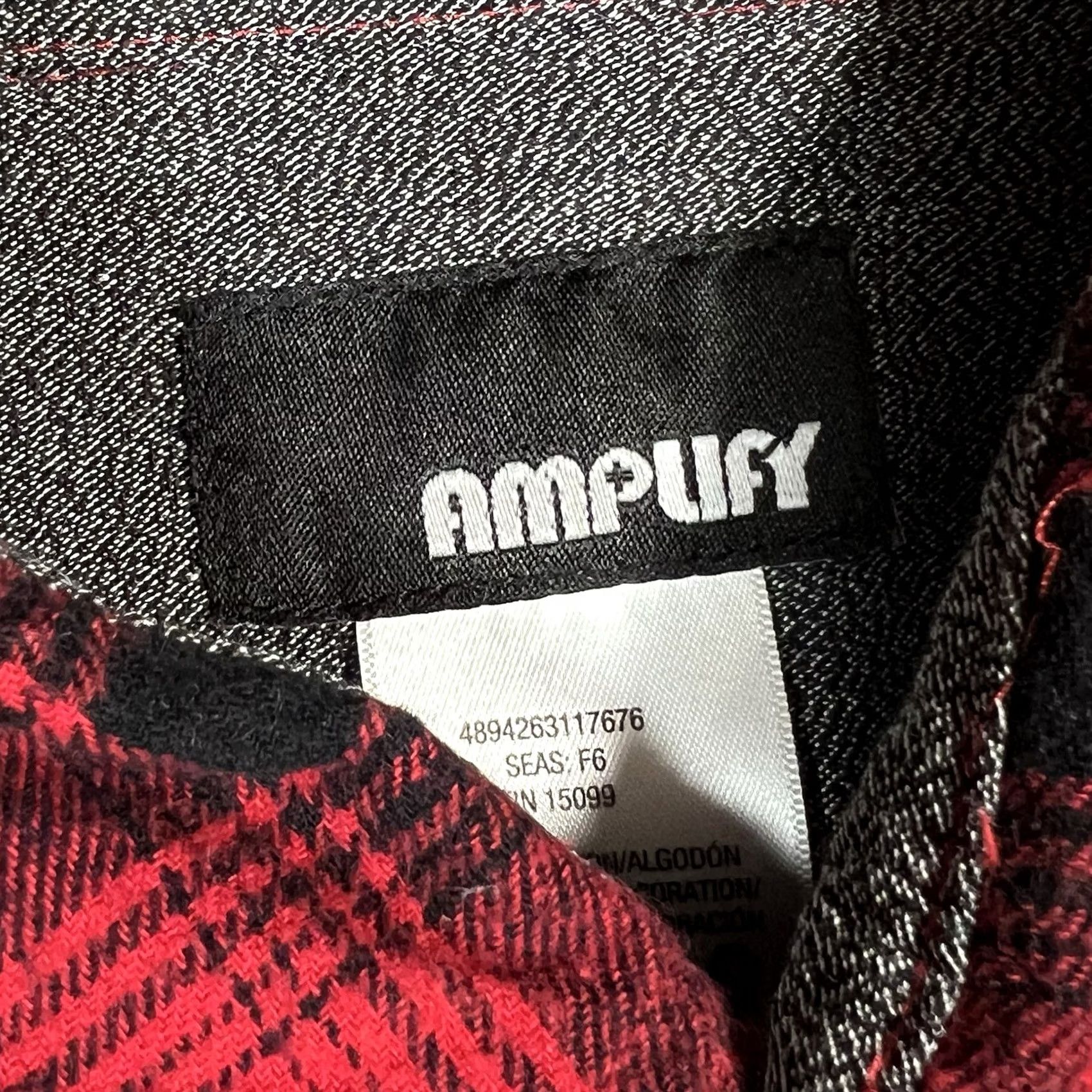Brandblack VINTAGE Women’s Amp Buffalo Plaid Flannel Red And Black Flannel Shirt Button-Up M Women Red Plaid Medium Size M / US 6-8 / IT 42-44 - 3 Thumbnail