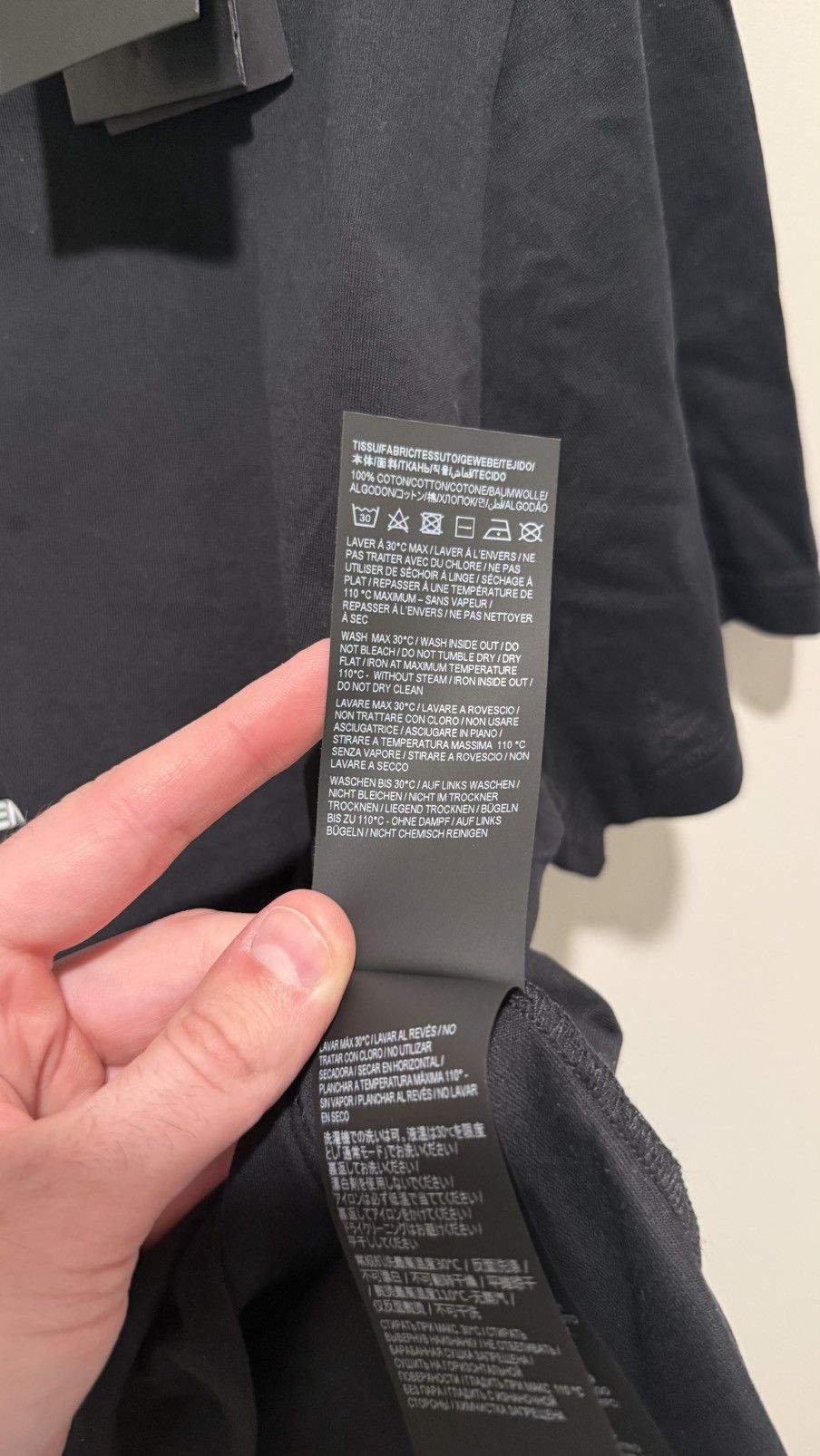 Saint Laurent Paris Saint Laurent Rive Gauche Logo T-Shirt Size US XL / EU 56 / 4 - 8 Thumbnail