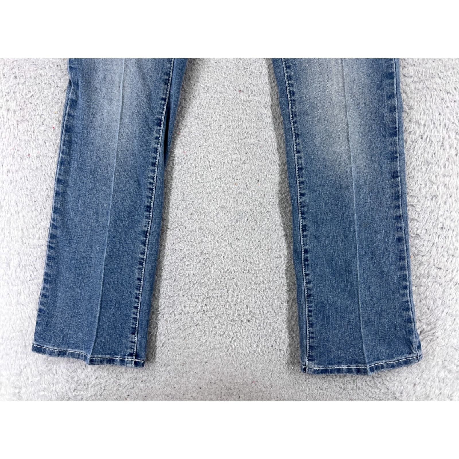 Vintage Earl Jean Jeans Women Blue Denim Slim Boot Mid 27x29 5-Pocket Embroidered Bling Belt Loop Zipper Hemmed Size 27" / US 4 / IT 40 - 2 Thumbnail