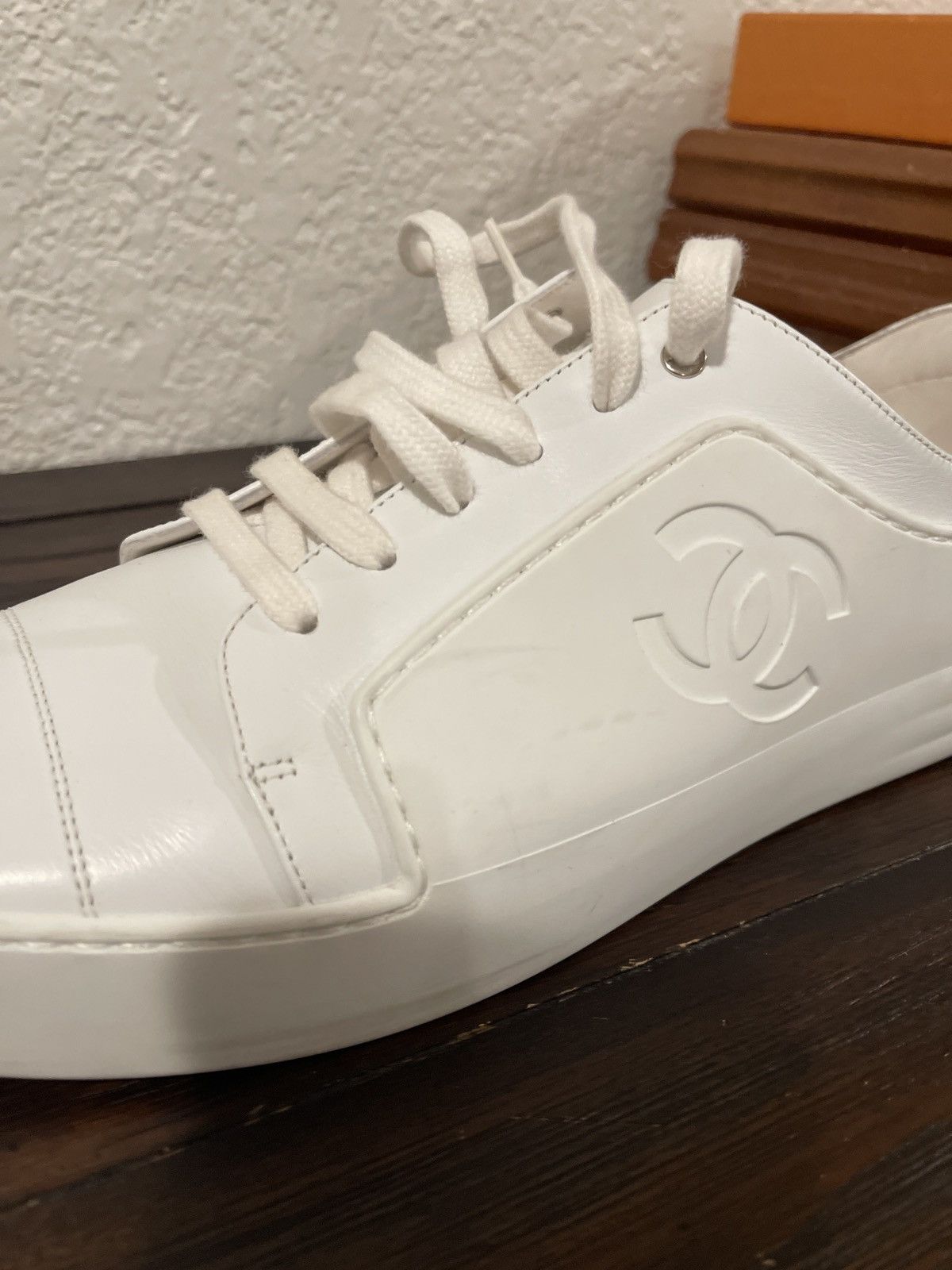 Chanel Chanel G32721 White Calfskin CC Logo Low-Top Rare All-White Size US 10.5 / EU 43-44 - 7 Thumbnail