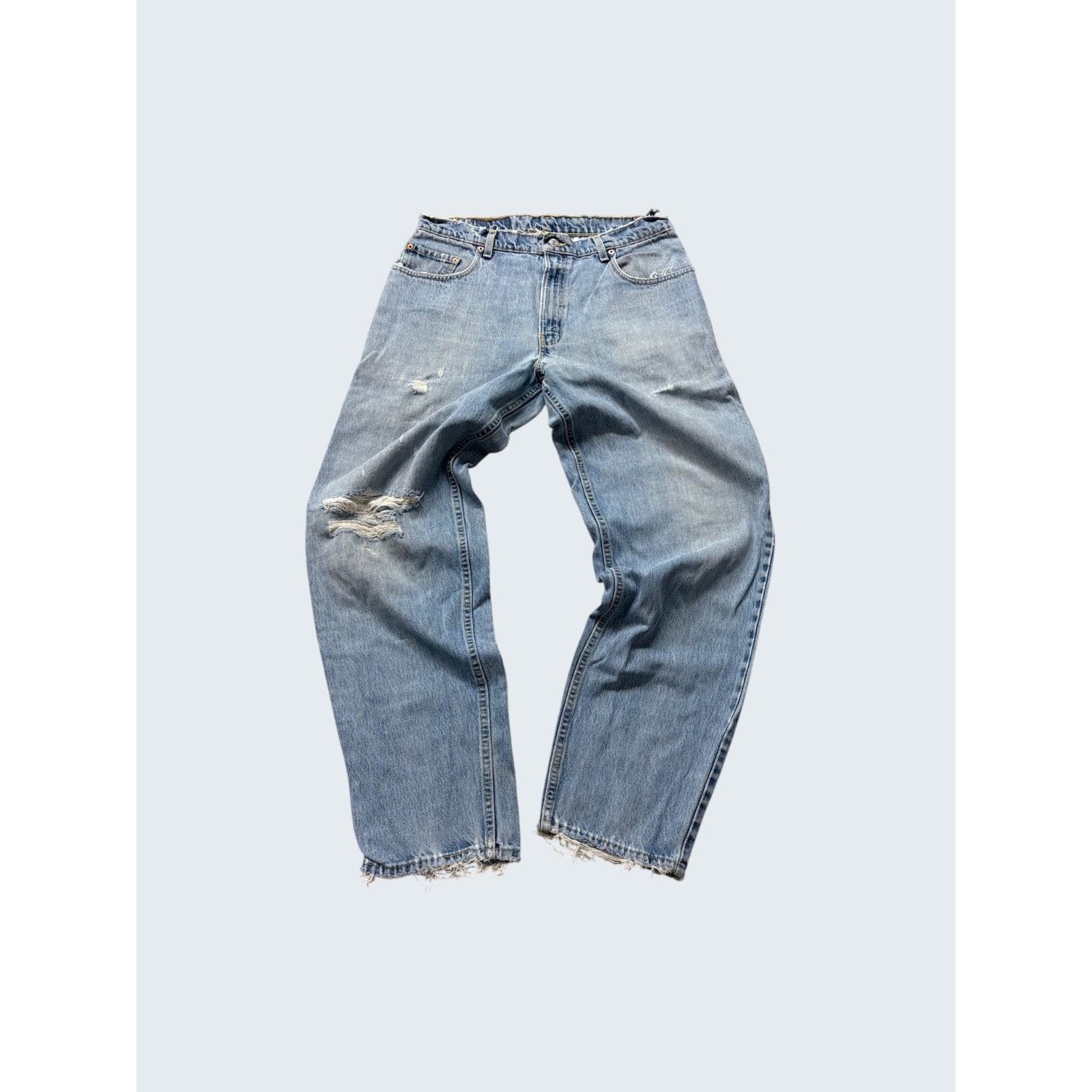 Levi's VTG Levi’s 570 Baggy Fit Jeans 34x34 Light Wash Y2K Size US 34 / EU 50 - 1 Thumbnail