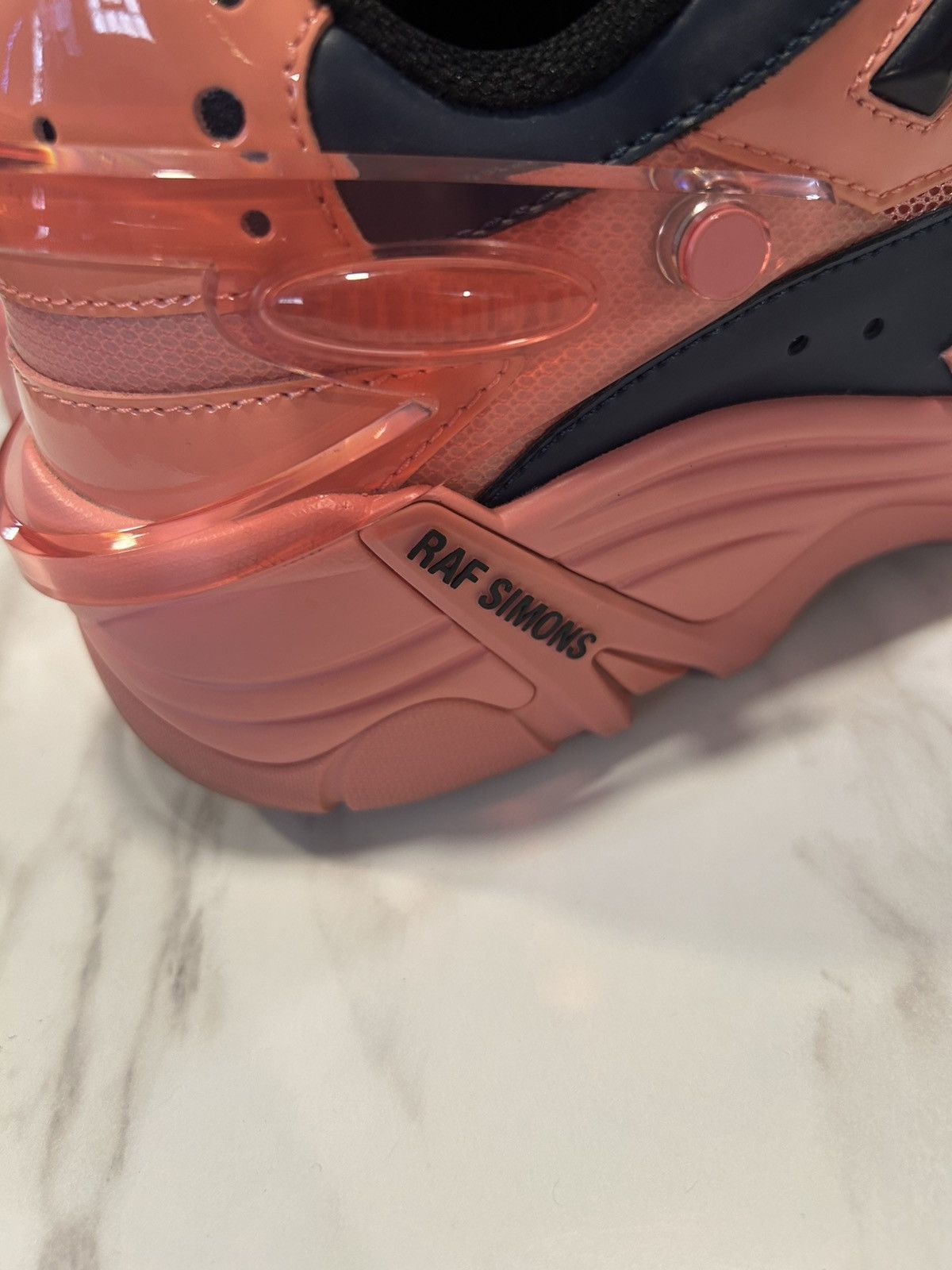 Raf Simons Raf Simons Cylon-21 Runner Blue/Pink Size US 12 / EU 45 - 7 Thumbnail