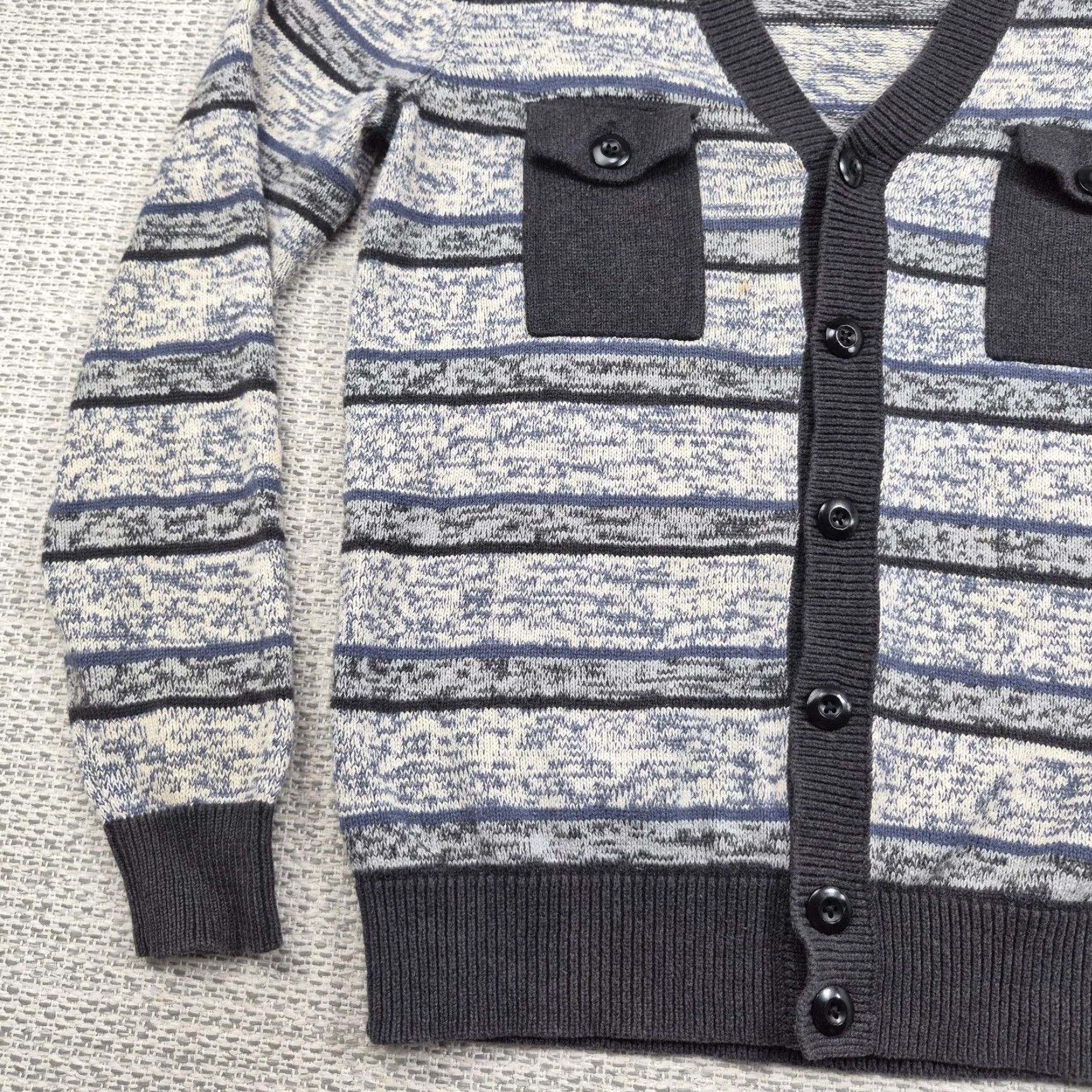 Levi's VINTAGE Levi's Cardigan Sweater Mens M Gray Striped Chest Pockets Button Up Knit 90s Casual Size US M / EU 48-50 / 2 - 3 Thumbnail
