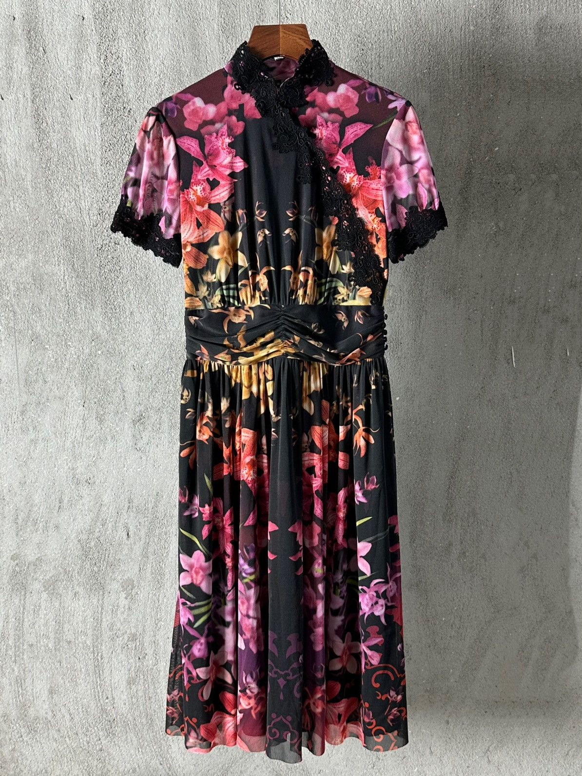 Vintage × Vivienne Tam Orchid floral dress Size XS / US 0-2 / IT 36-38 - 1 Thumbnail