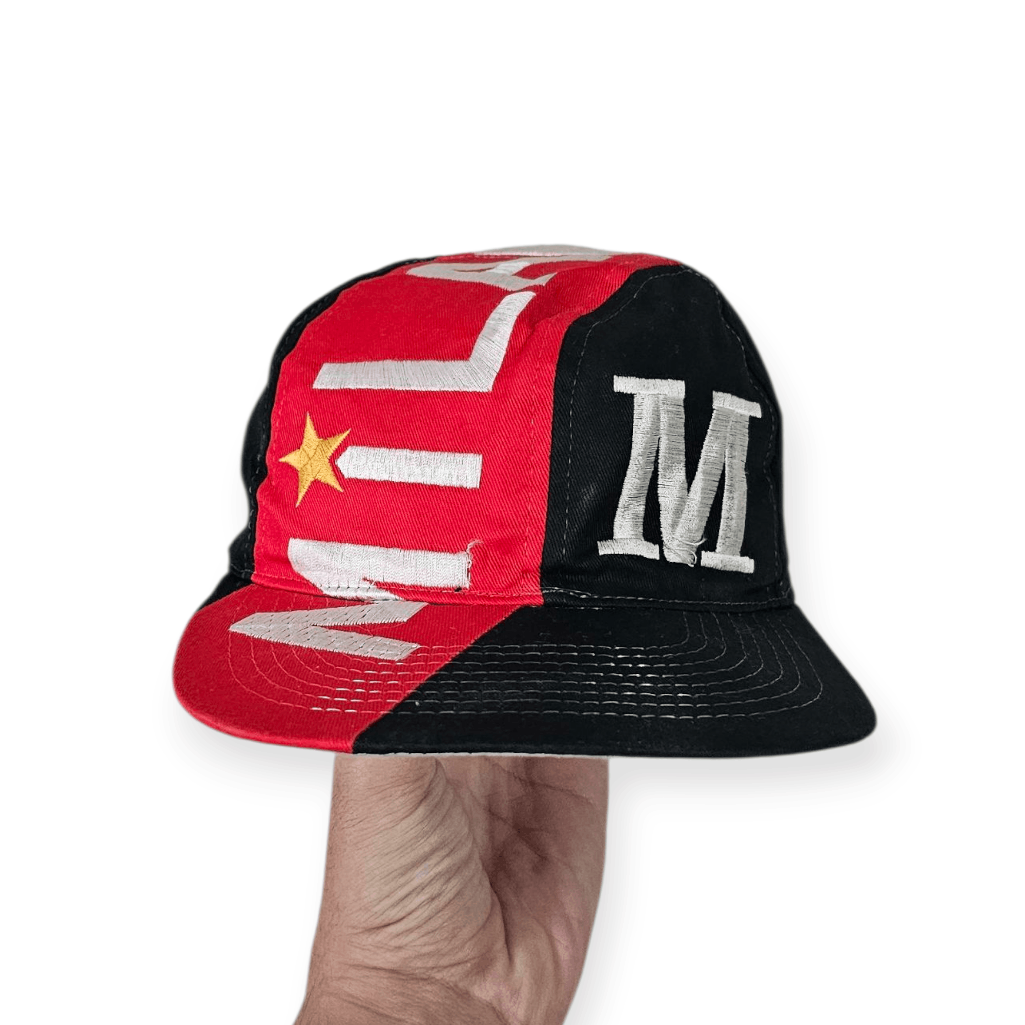 Vintage AC Milan Big Logo 90's Hat Size ONE SIZE - 1 Thumbnail