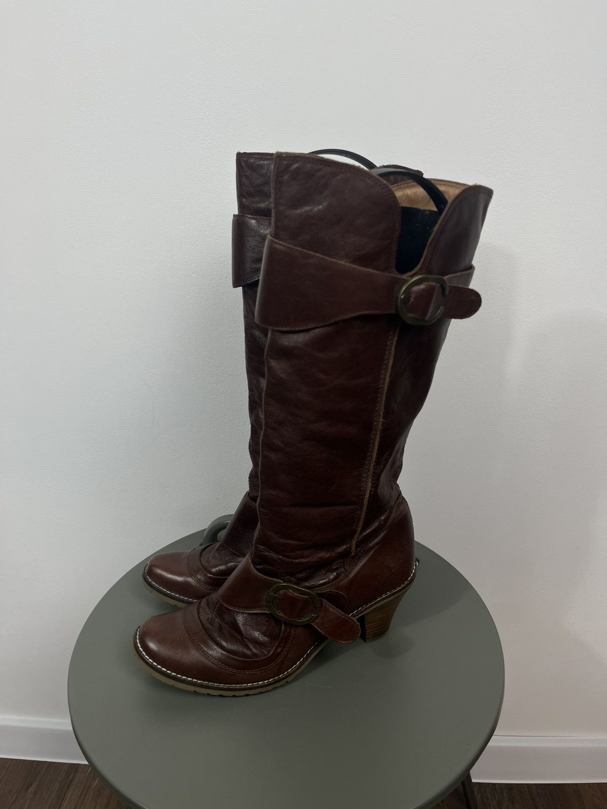 Other Women’s Brown Leather Knee High Boots Buckle Heel EU 40 Size US 9 / IT 39 - 8 Thumbnail