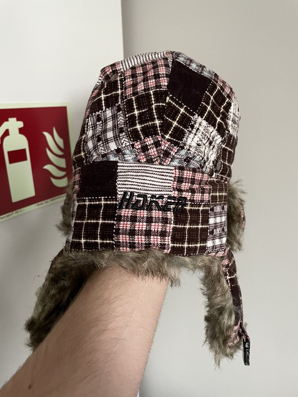 Hysteric Glamour Vintage Patchwork Earflaps hat fur patchwork pink Size ONE SIZE - 5 Thumbnail