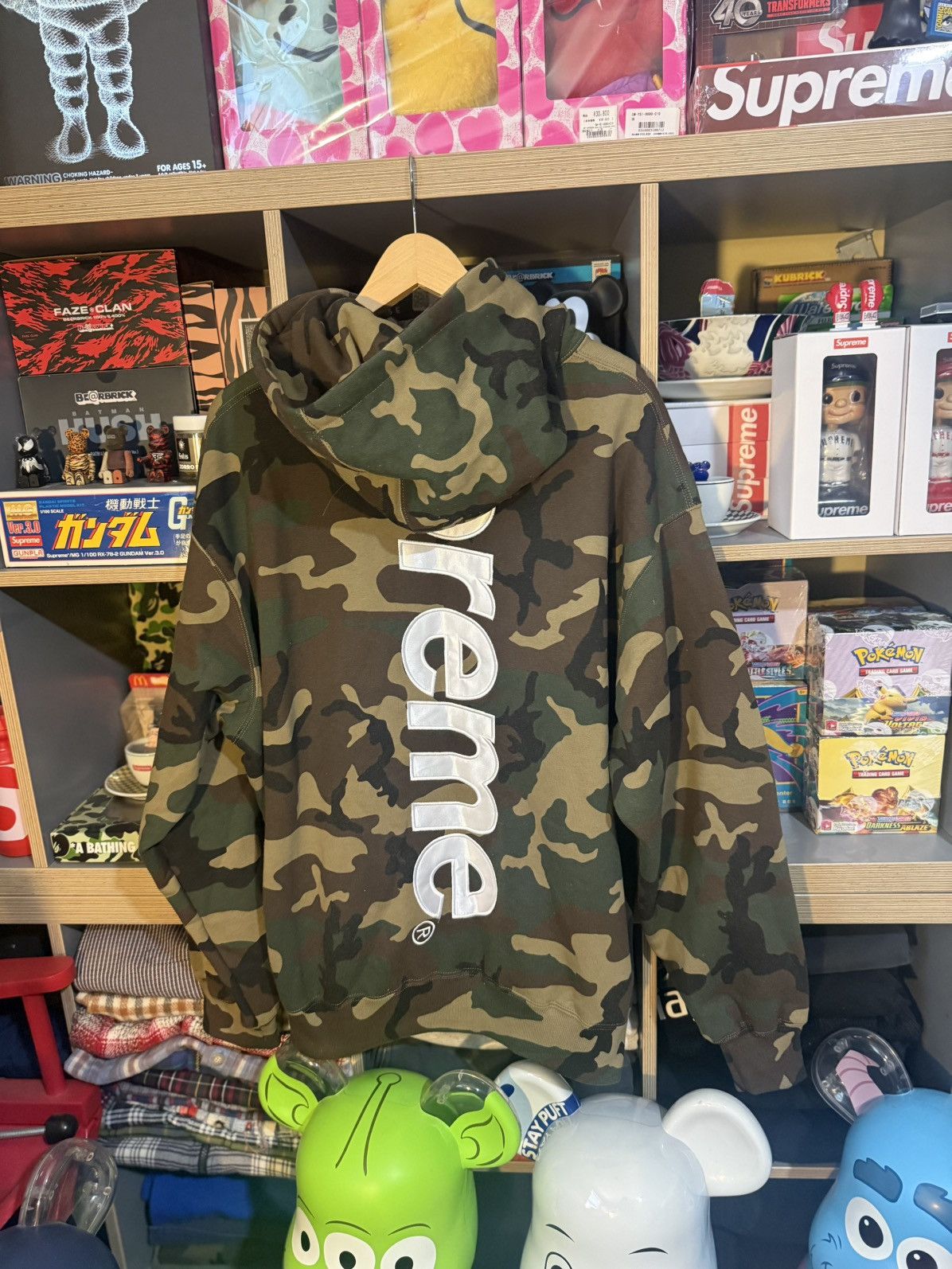 Supreme Supreme Woodland Camo Applique Hoodie Size US L / EU 52-54 / 3 - 1 Thumbnail