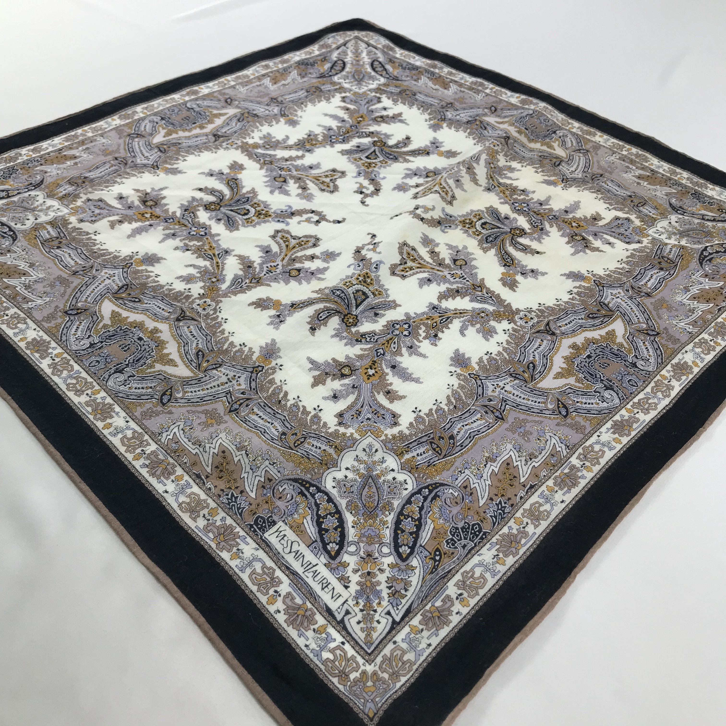 Vintage × Yves Saint Laurent Yves Saint Laurent Bandana /Handkerchief/Neckerchief -S1549 Size ONE SIZE - 2 Thumbnail