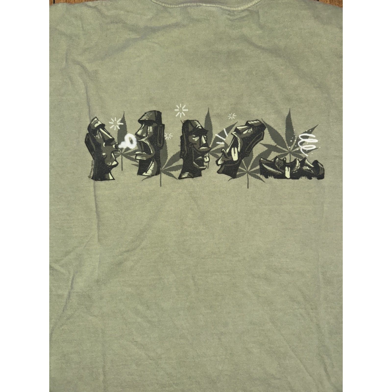 Vintage VINTAGE Crazy Shirts Stone Heads Surf Graphic Tee XL Green 90s Y2K Mens T-Shirt Graphic Print Crew Neck Short Sleeve Cotton Vintage Wear Size US XL / EU 56 / 4 - 3 Thumbnail