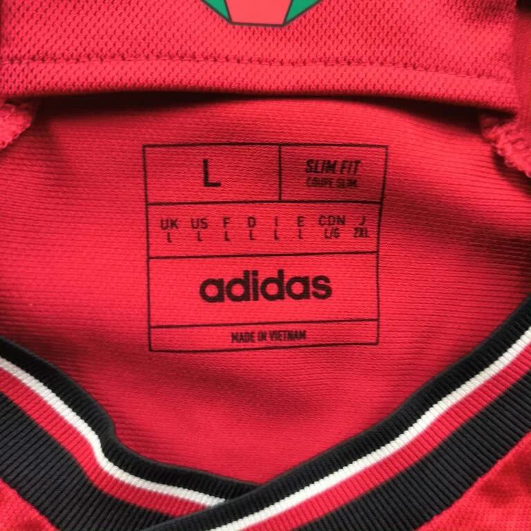 Adidas NEW Manchester United 2023-24 home football jersey size L Size US L / EU 52-54 / 3 - 4 Thumbnail