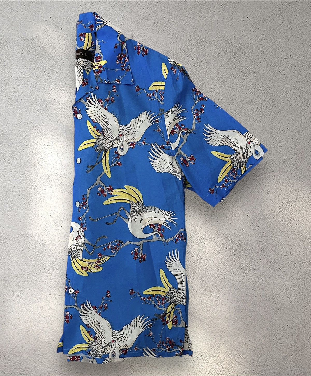 Louis Vuitton Louis Vuitton Crane Shirt Size US S / EU 44-46 / 1 - 10 Thumbnail
