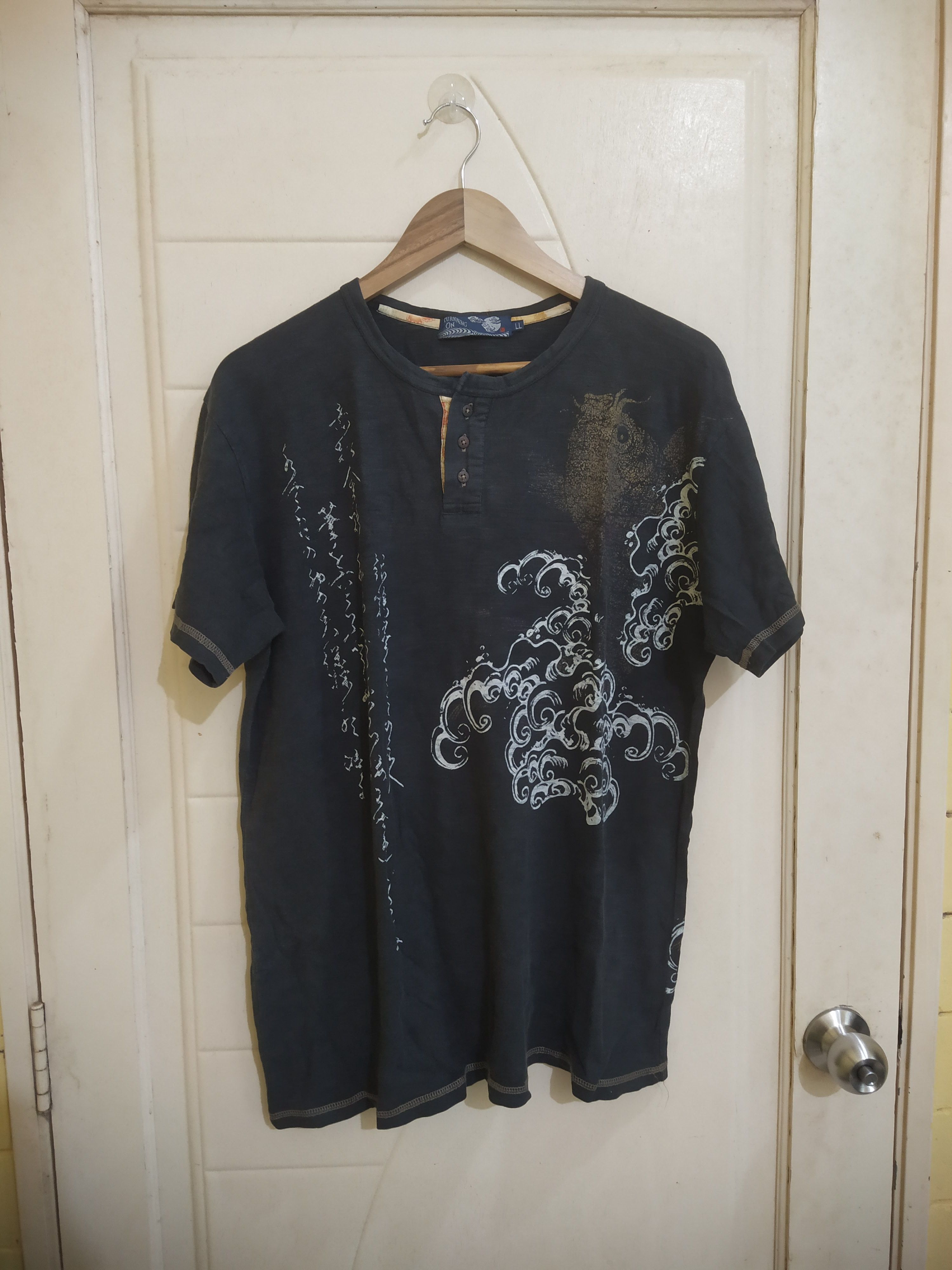 Japanese Brand Vintage Japanese Ukiyo-e Wave Print Henley Size US XL / EU 56 / 4 - 1 Thumbnail