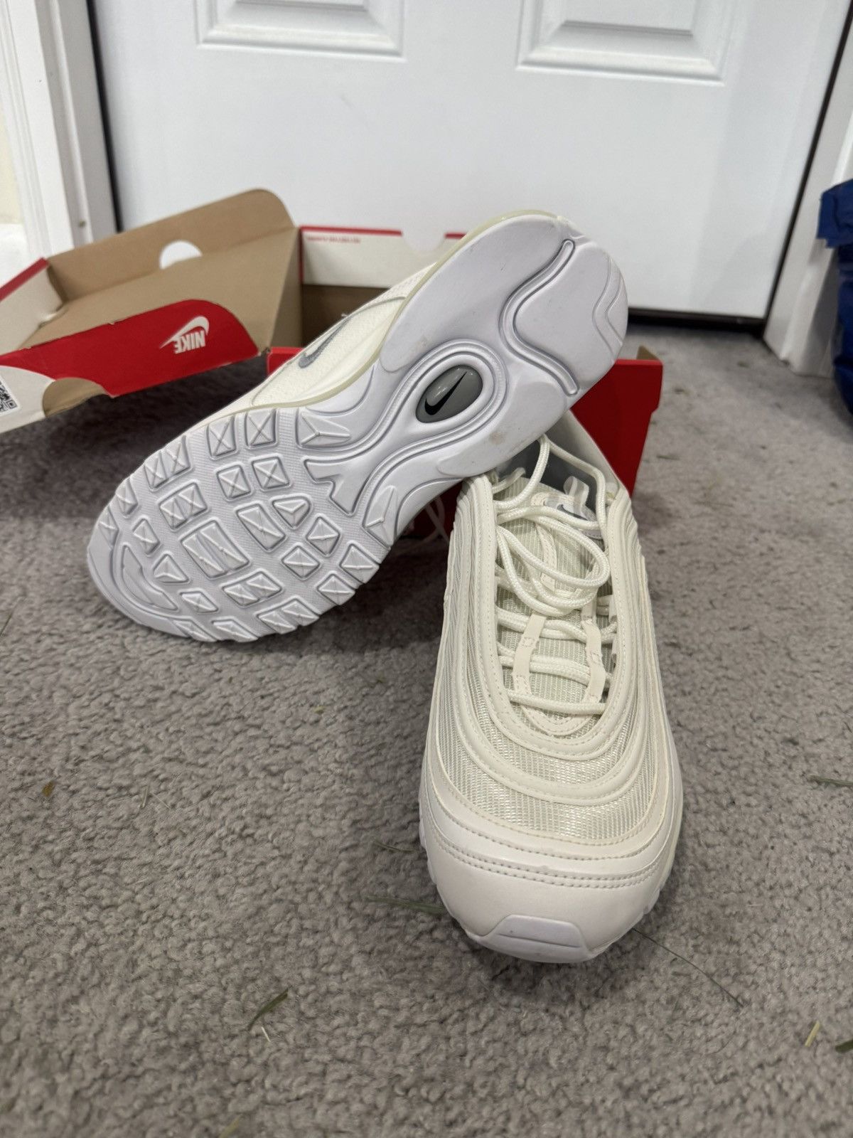 Nike Air max 97 triple white wolf grey size 11 US