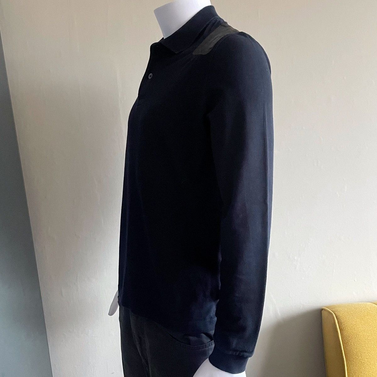 Gucci Gucci Leather Shoulder Black Polo Shirt Size US M / EU 48-50 / 2 - 2 Thumbnail