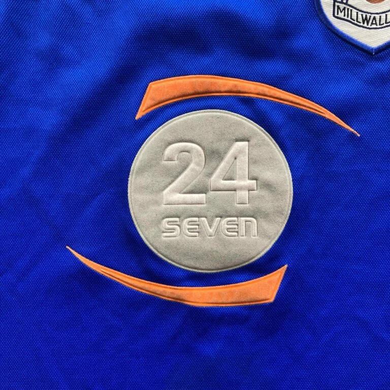 Other Millwall 2001-03 Strikeforce home football jersey size S Size US S / EU 44-46 / 1 - 4 Thumbnail