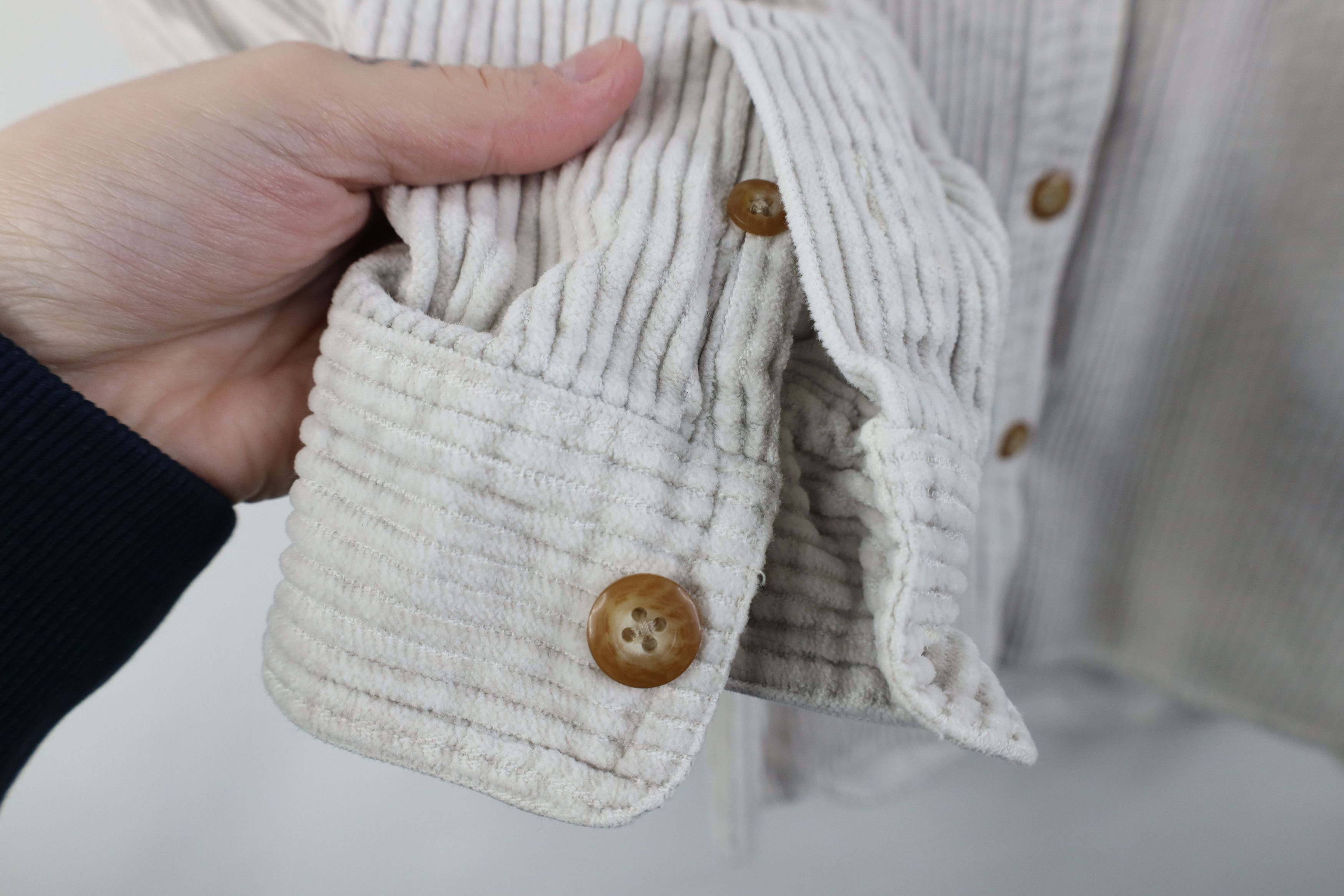Eddie Bauer Vintage 90s Eddie Bauer Heavy Corduroy Button Shirt Gray Size L / US 10 / IT 46 - 5 Thumbnail