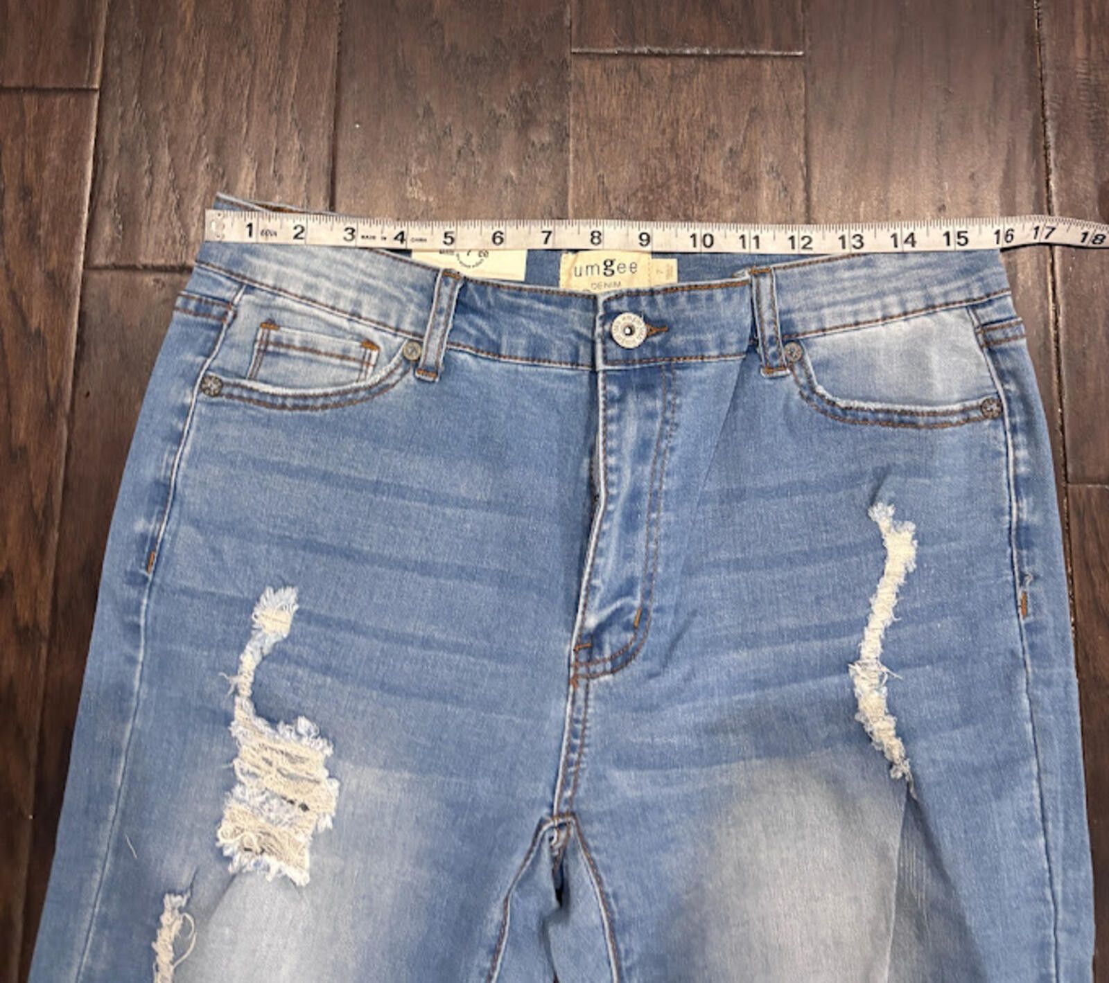 Other Umgee Light Blue Lightly Distressed Denim Jeans Size 7 NWT Size 30" / US 8 / IT 44 - 2 Thumbnail