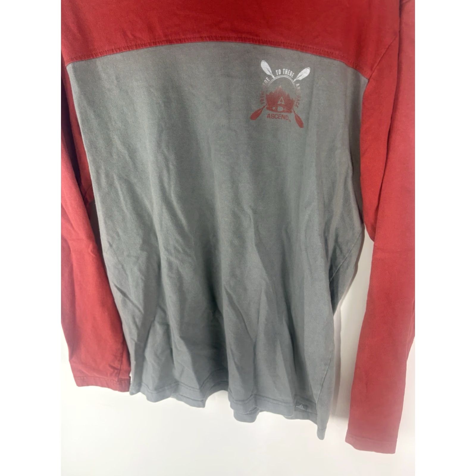 ASCENO Ascend Colorblock Long Sleeve T-Shirt Mens Size L Red/Gray Outdoor Classic Size US L / EU 52-54 / 3 - 4 Thumbnail