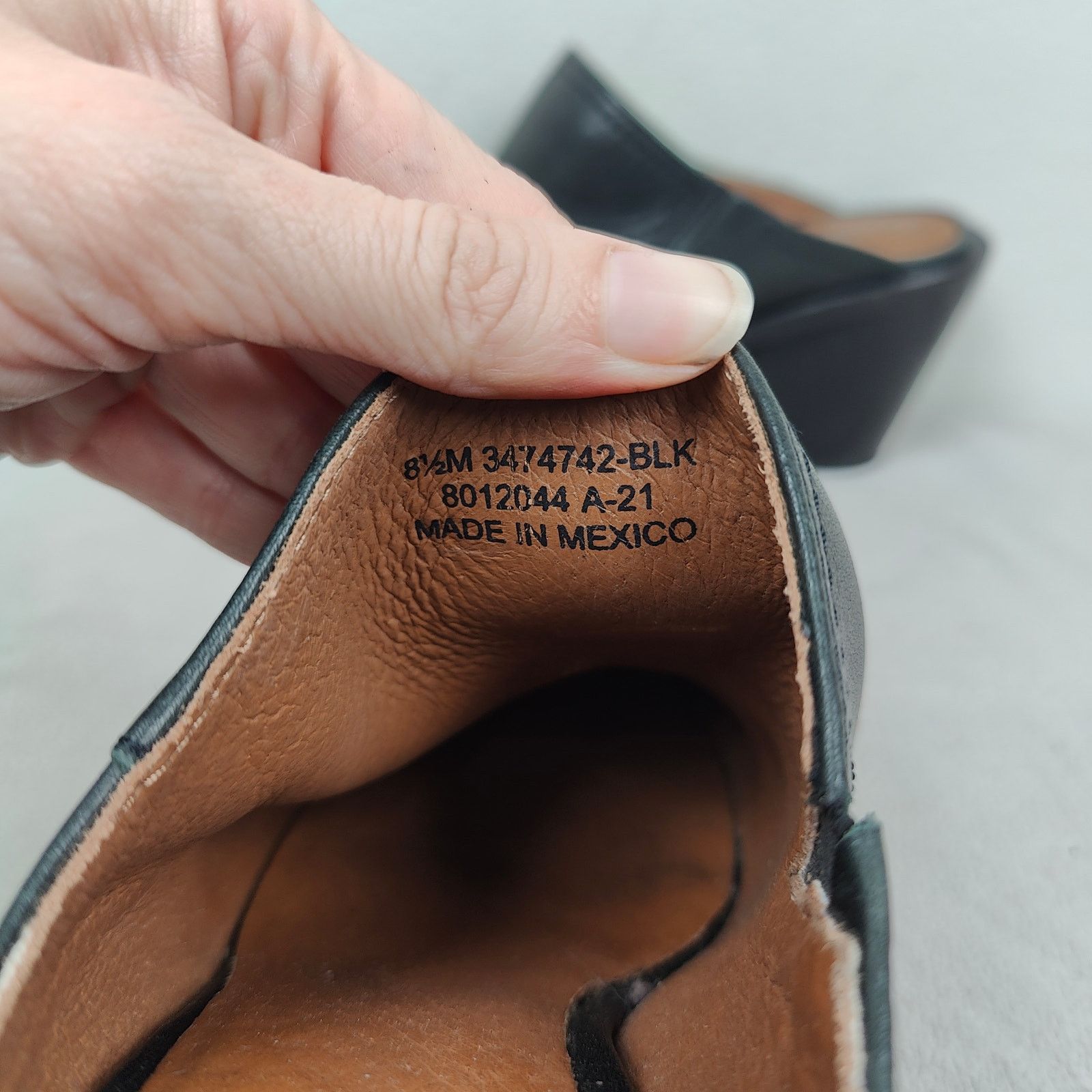 Frye Frye Serena Mules Womens 8.5 Black Leather Wedge Sandals Size US 8.5 / IT 38.5 - 12 Thumbnail