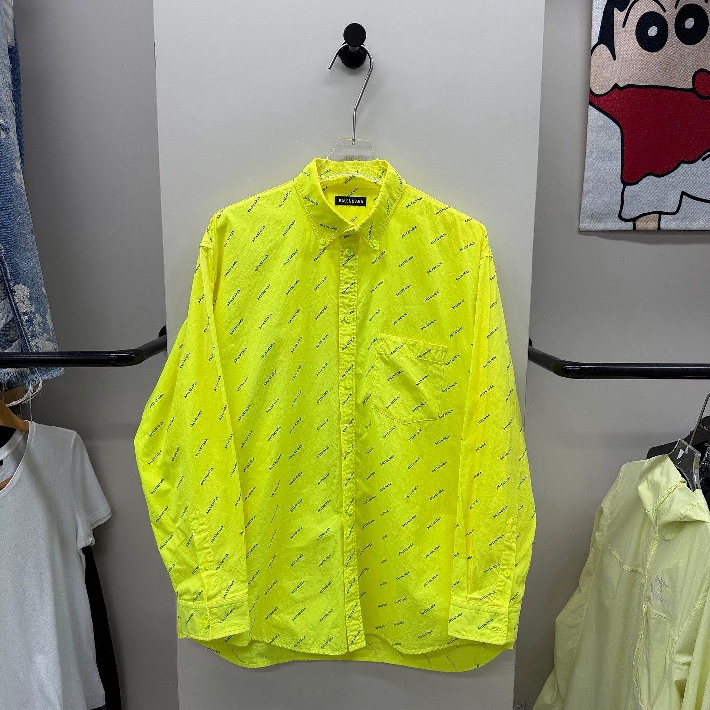 Balenciaga Balenciaga Allover Logo Button Up Shirt Yellow Size M Size US M / EU 48-50 / 2 - 1 Thumbnail