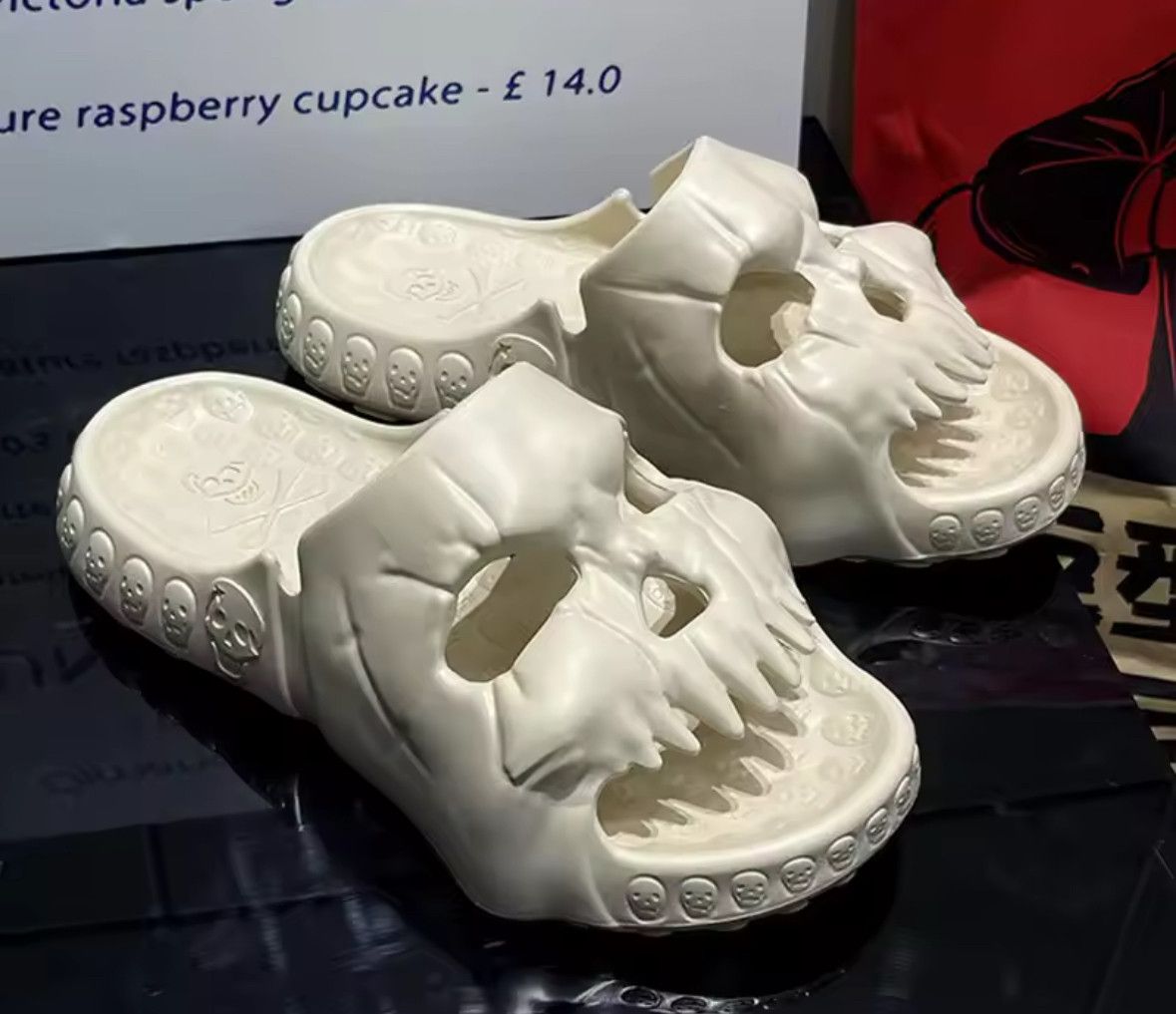 Other Retro Gothic Y2K Devil Skull Thick Slippers Beach Size US 6 / EU 39 - 4 Thumbnail