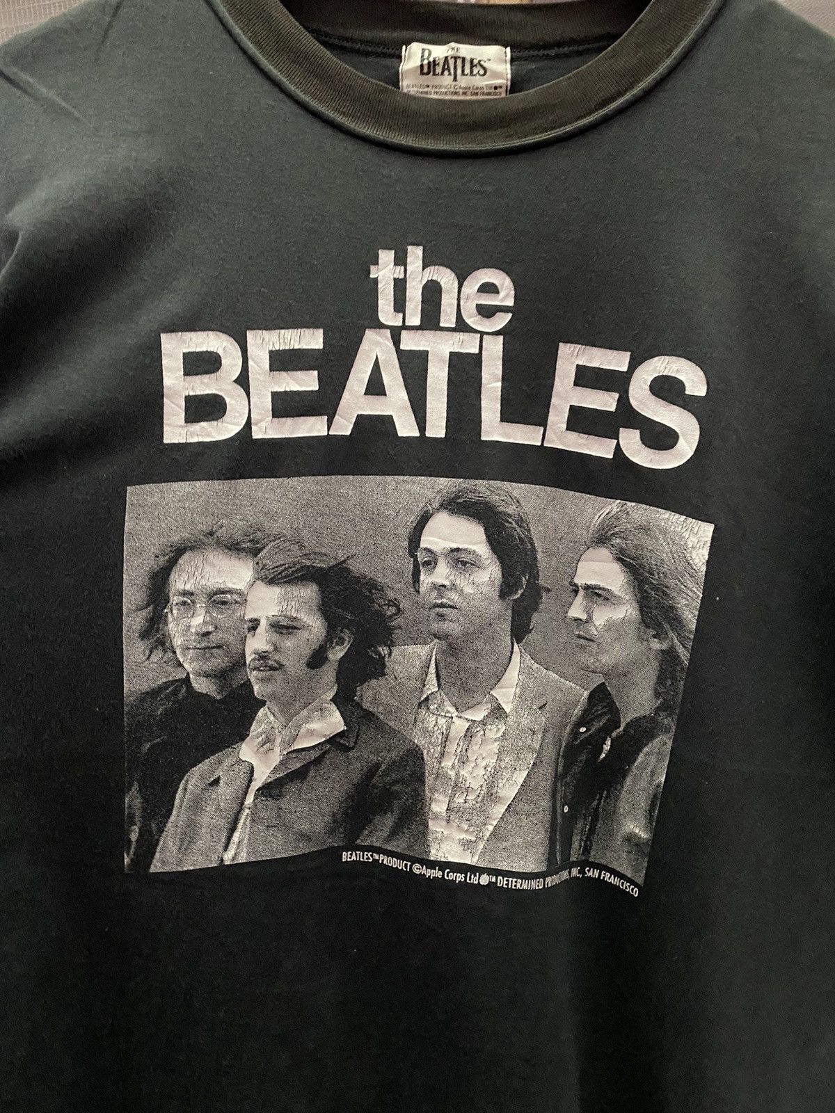 Band Tees Vintage 90s Band The Beatles Photo Tees Size US M / EU 48-50 / 2 - 3 Thumbnail