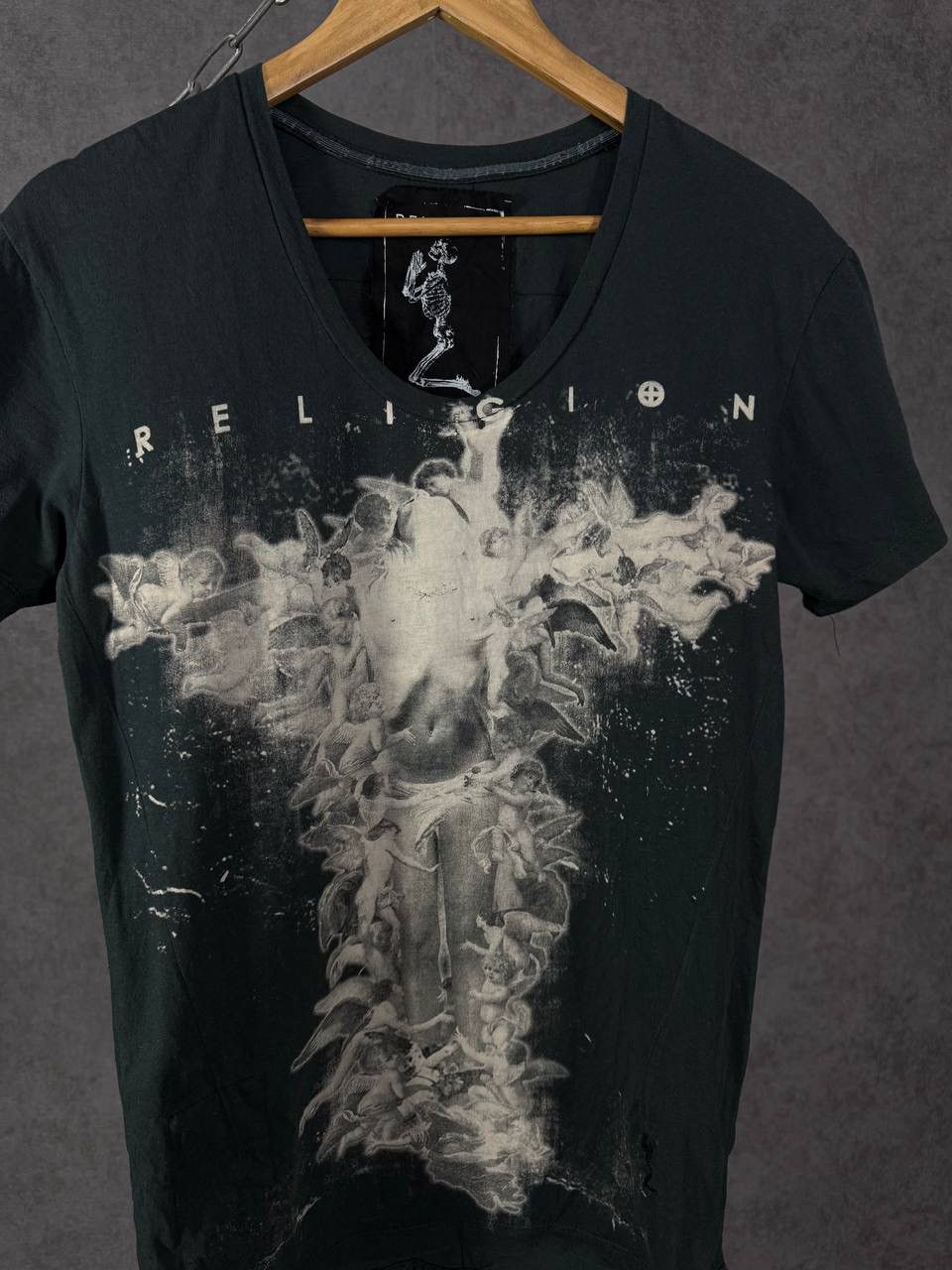 Other Religion art designer v neck tee Size US S / EU 44-46 / 1 - 3 Thumbnail