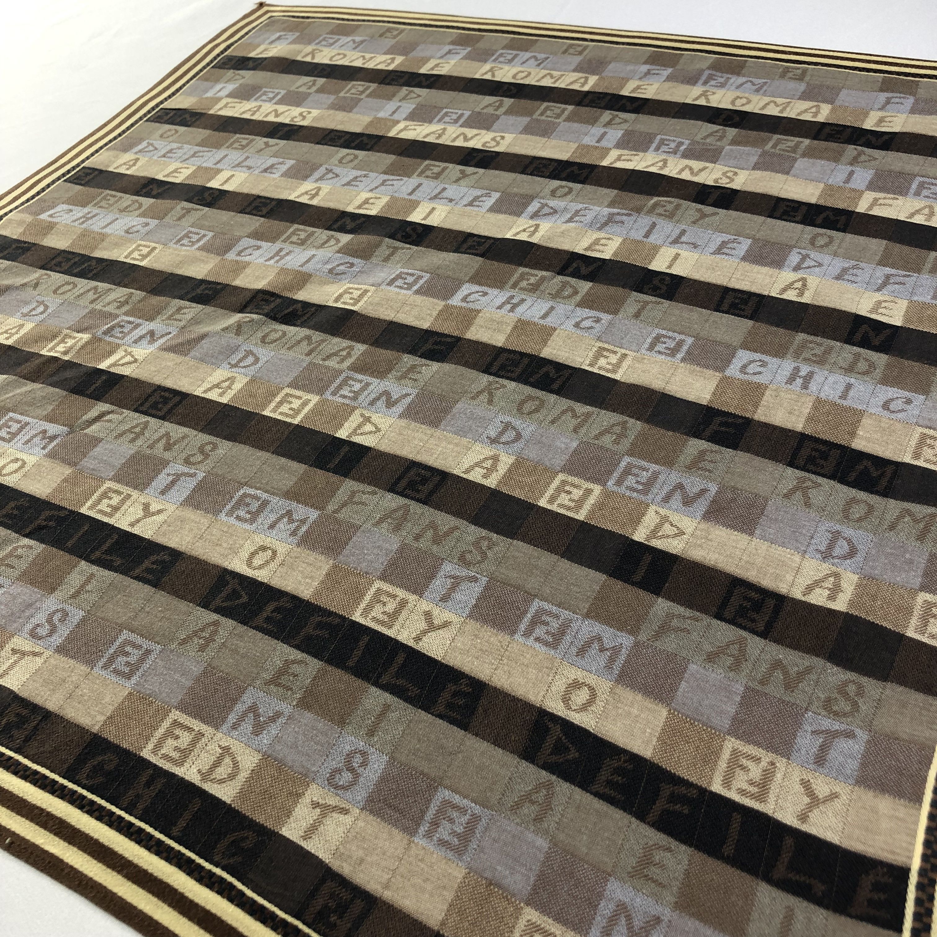 Vintage Fendi Handkerchief Neckerchief Bandana H1638 Size ONE SIZE - 1 Thumbnail