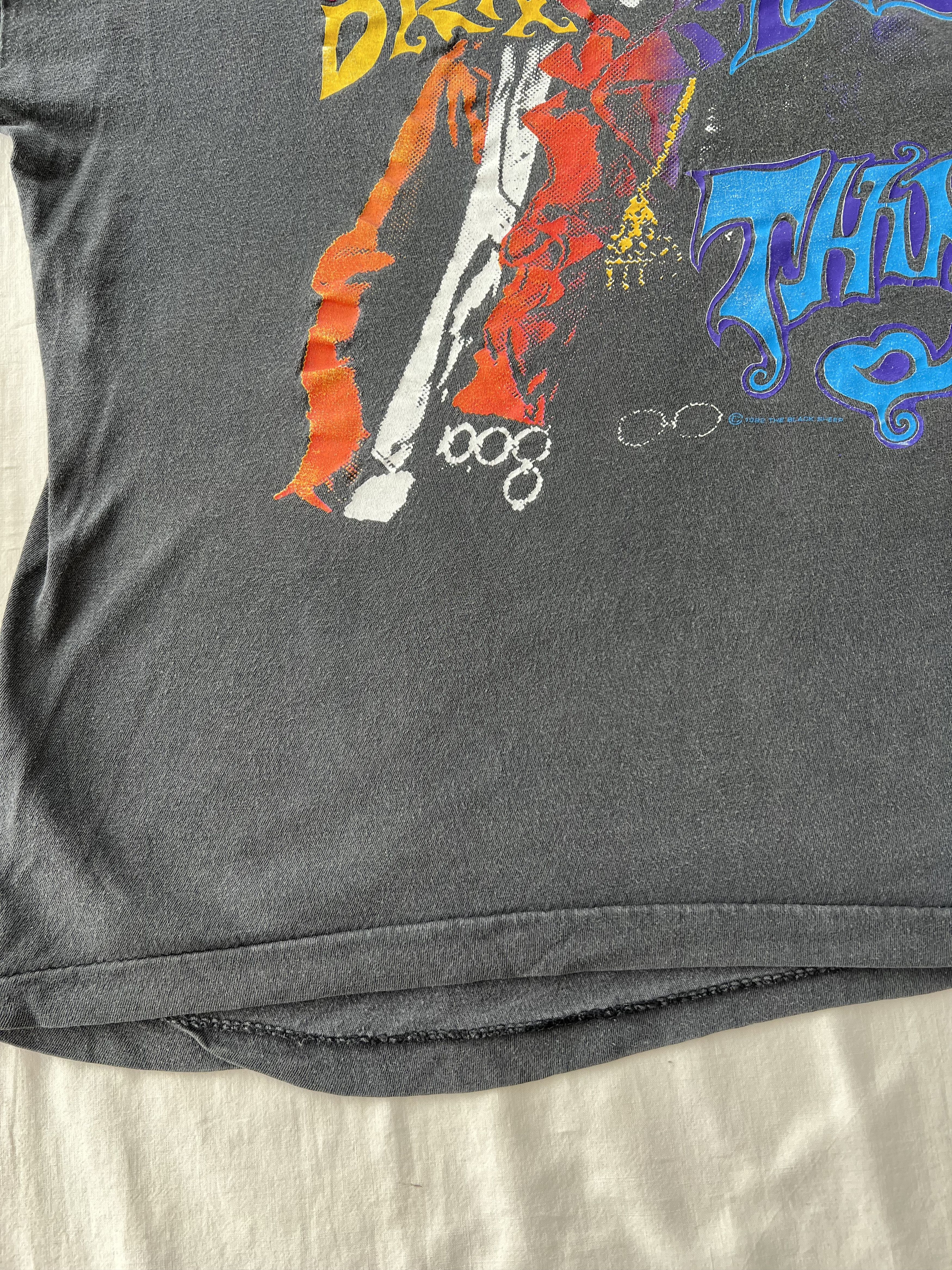 Band Tees Vintage 1992 Jimi Hendrix Wild Thing Black T-shirt Size US XL / EU 56 / 4 - 9 Thumbnail