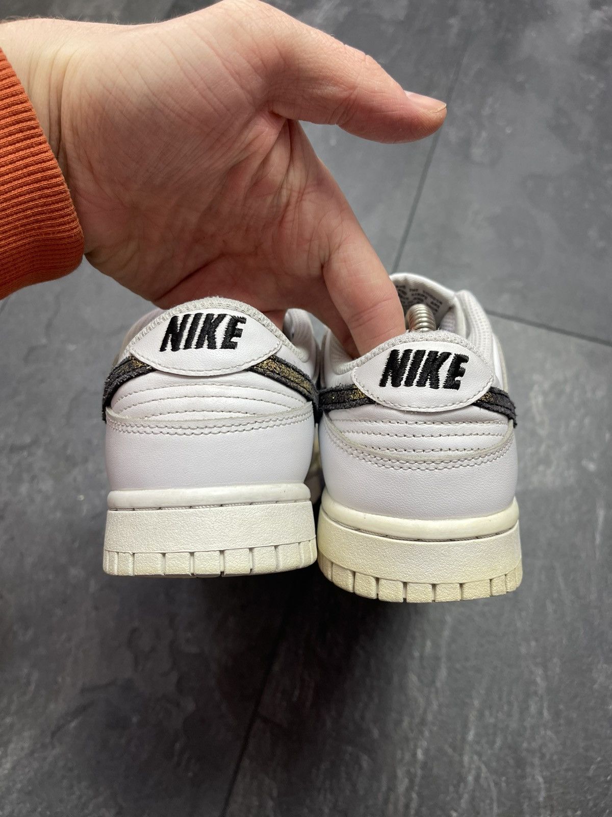 Vintage Nike Dunk Low SE Primal White Size US 4.5 / IT 34.5 - 11 Thumbnail