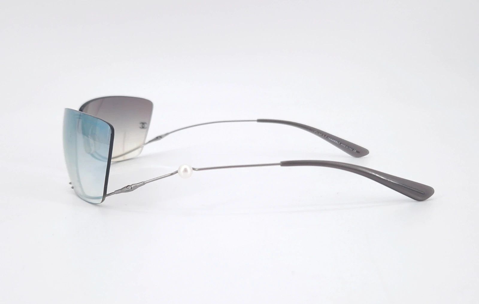 Chanel Chanel 4053-H Y2K rimless asymmetrical CC and Pearl SG Size ONE SIZE - 2 Thumbnail