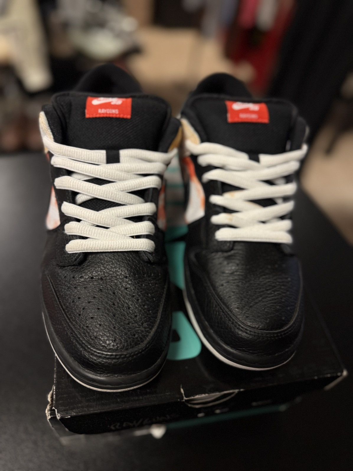 Nike Nike SB Dunk Low Tie Dye Ray Gun Black Size 11 BQ6832-001 Size US 11 / EU 44 - 5 Thumbnail