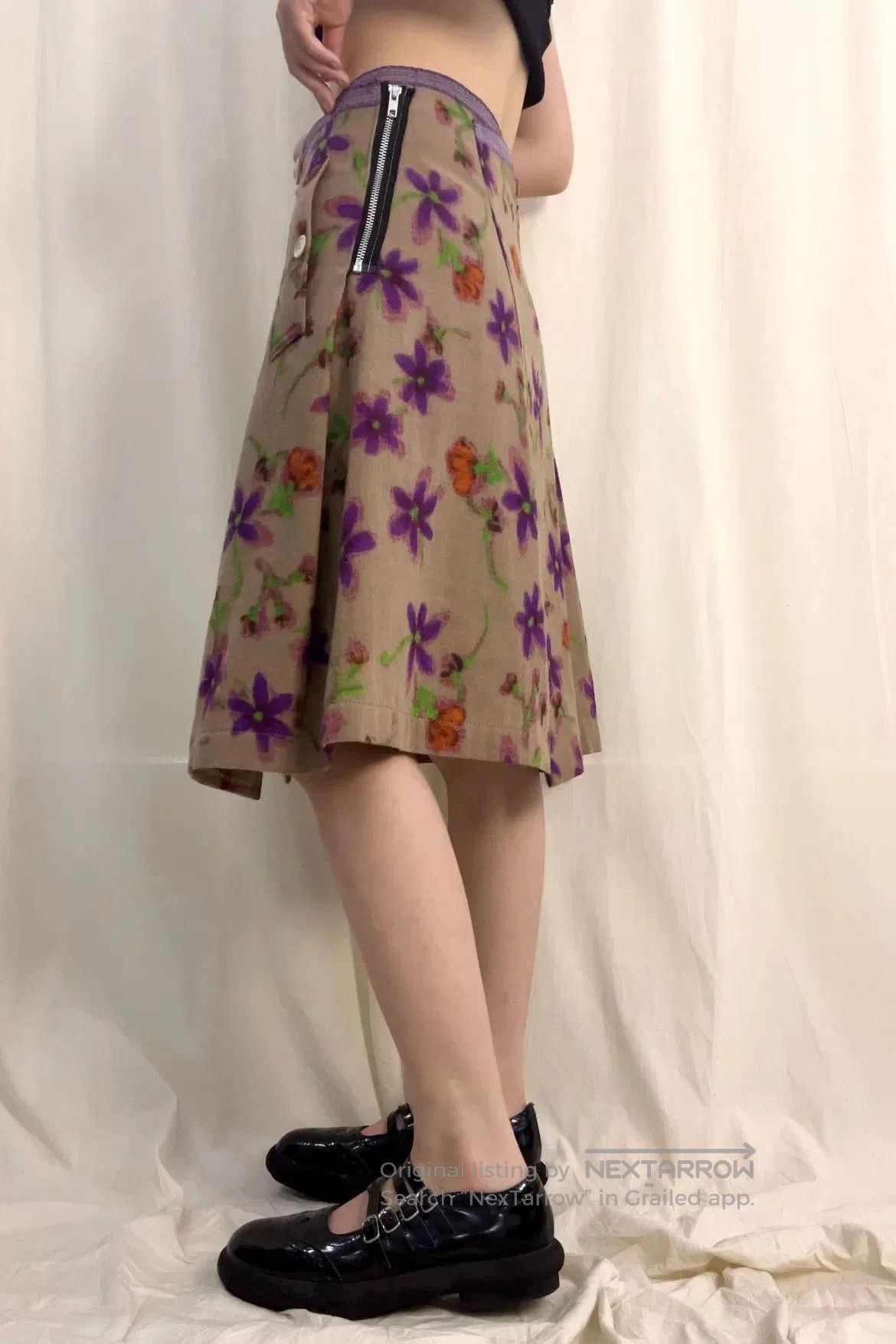 Comme des Garcons Comme des Garcons Floral Button Skirt. Size 35" - 9 Thumbnail