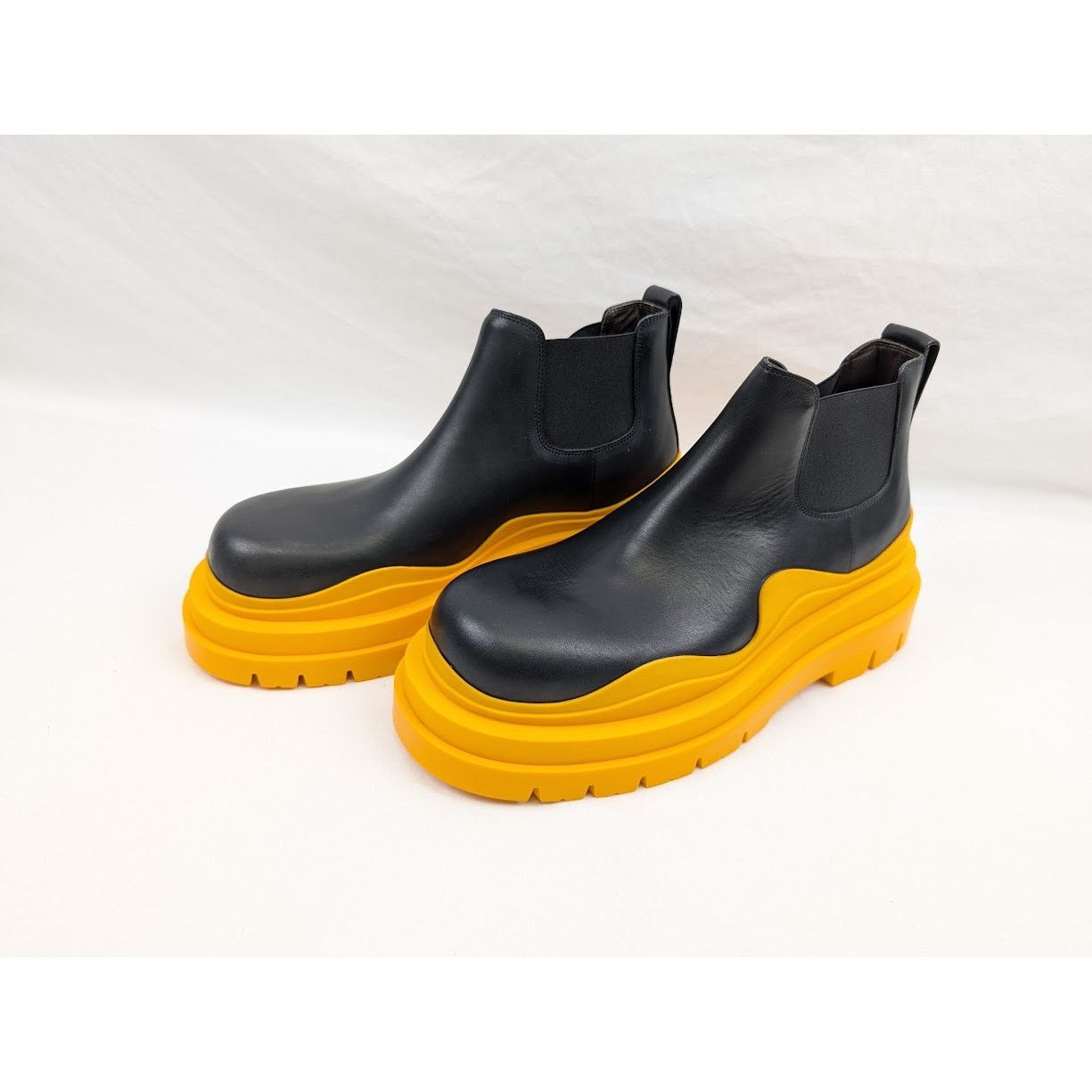 Bottega Veneta o1rshd1 Military Calf Tire Boots in Black Size US 10.5 / EU 43-44 - 18 Thumbnail