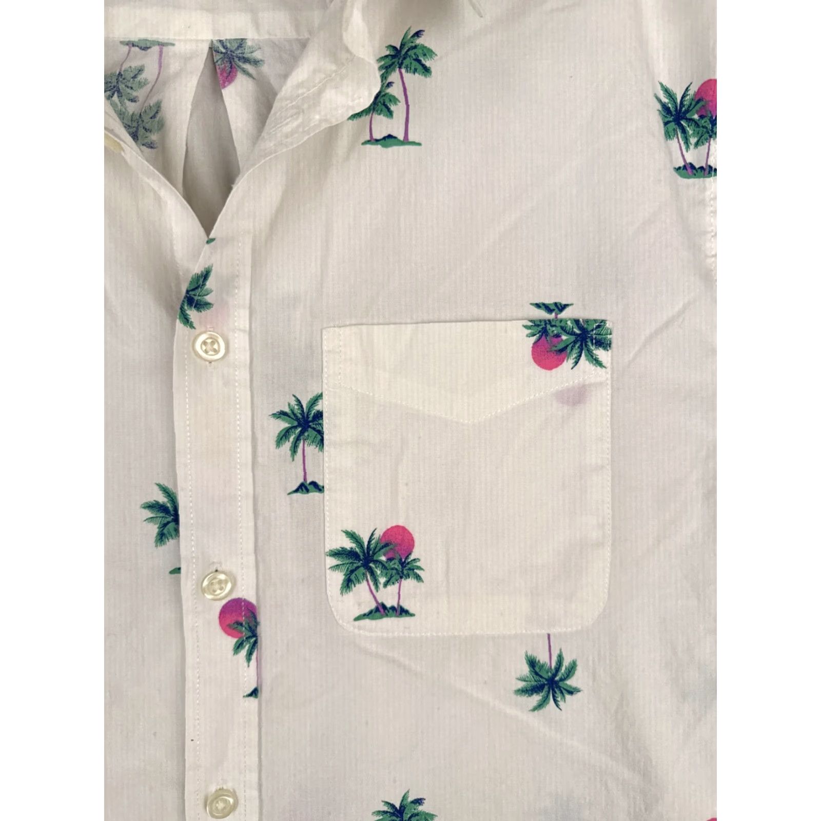 Old Navy VINTAGE No | Old Navy Button-Up Shirt Men M White Palm Tree Sunset Hawaiian Cotton Short Sleeve Casual Regular Fit 36 Chest - Mens Size US M / EU 48-50 / 2 - 6 Thumbnail