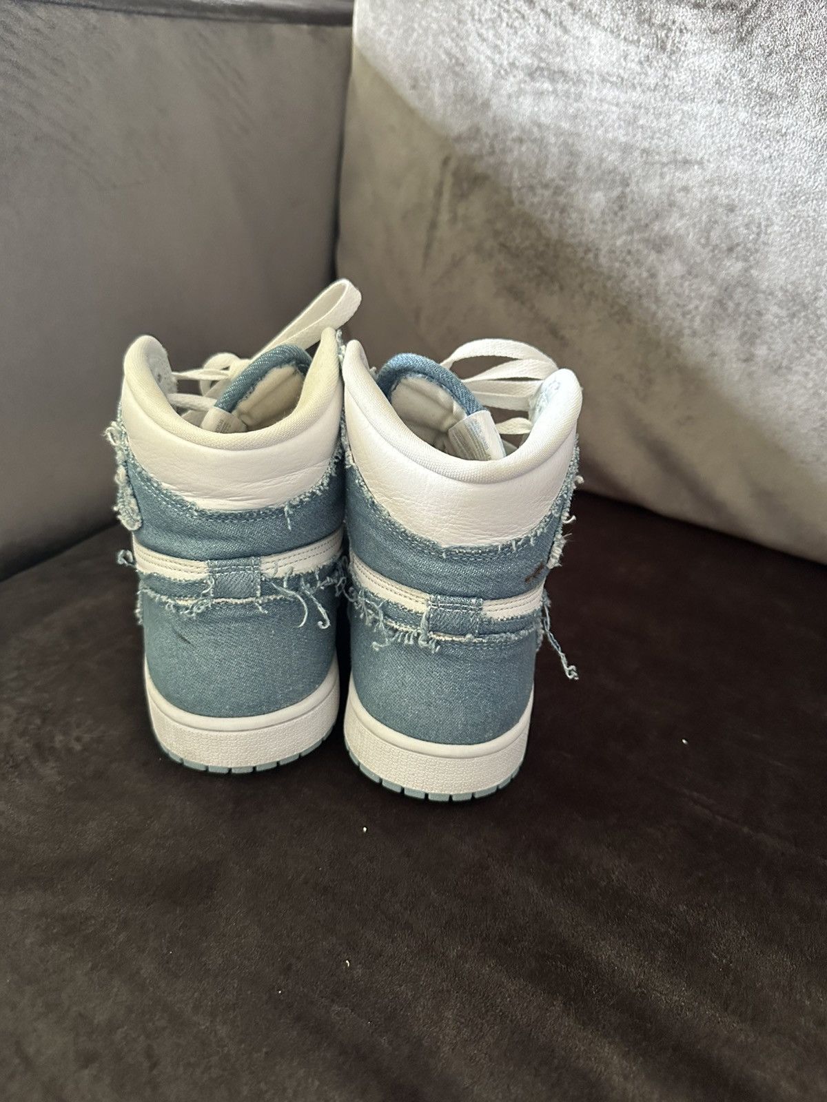 Nike Nike Air Jordan 1 High OG Denim - maat 40 Size US 9 / IT 39 - 5 Thumbnail