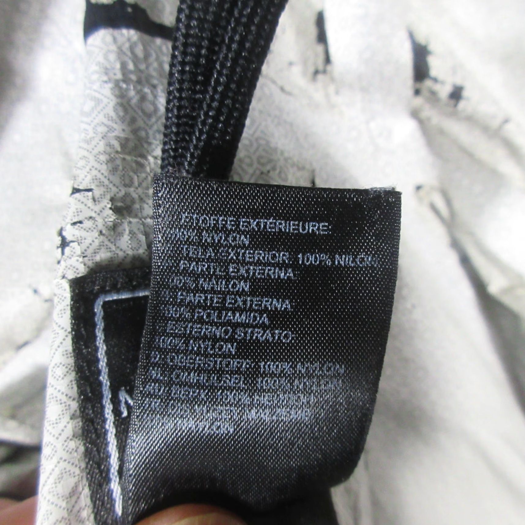 The North Face VINTAGE is not applicable; The North Face DryVent Rain Jacket Women M Black Hooded Sealed Waterproof Lightweight Mid-Length Logo Pockets Zip Size M / US 6-8 / IT 42-44 - 5 Thumbnail