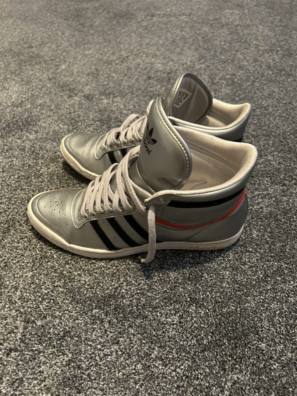 Adidas Adidas Silver High-Top Sneakers Size US 8 / EU 41 - 2 Thumbnail
