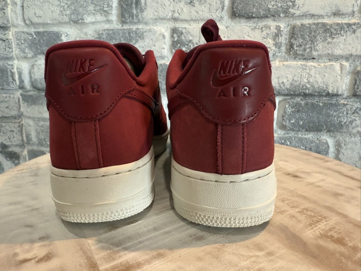 Nike Nike Air Force 1 Premium Team Red Size 9.5m 11w DR9503-600 Size US 11 / IT 41 - 4 Thumbnail