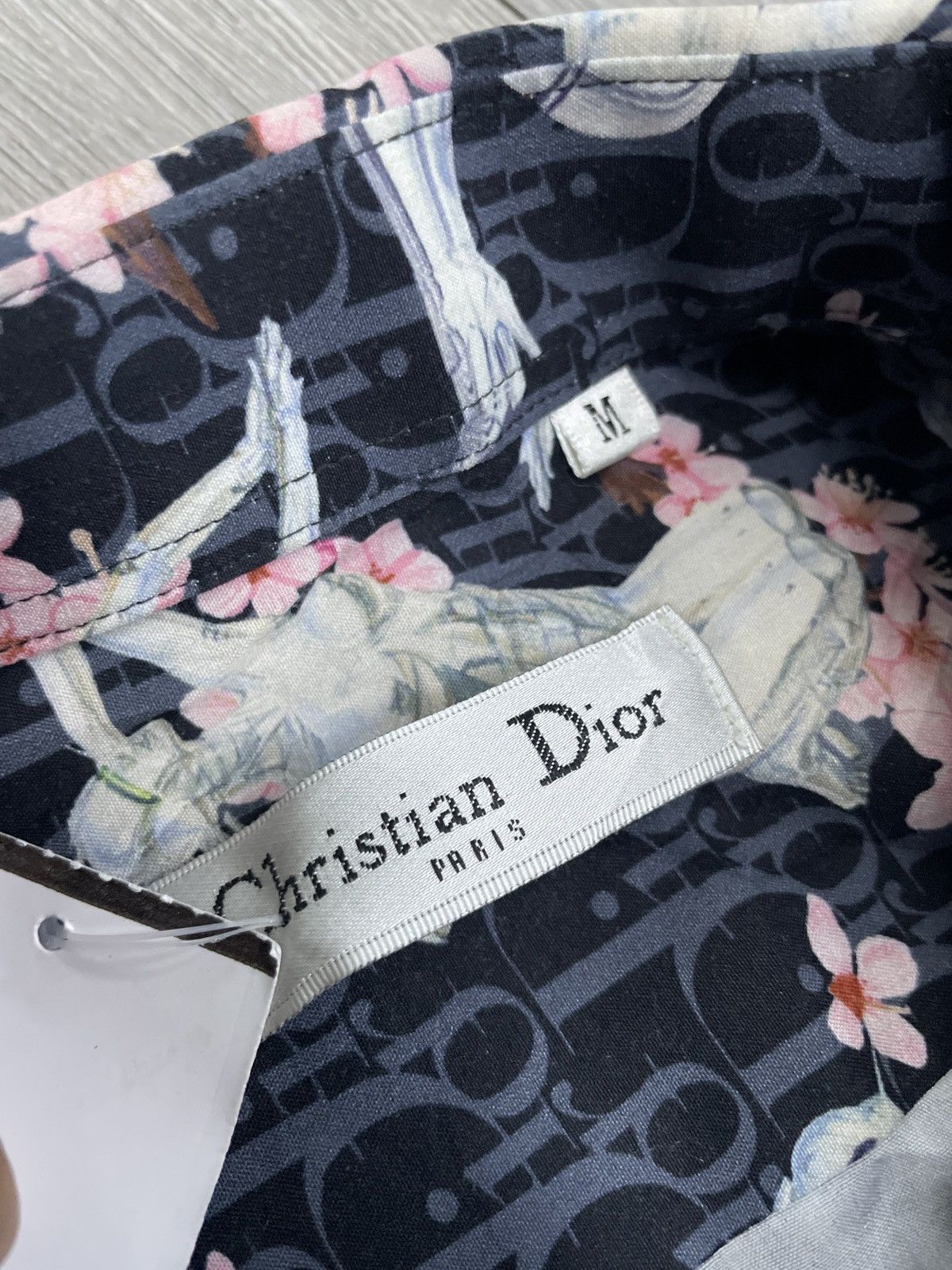 Other Parody Christian Dior x Sorayama robot Size US M / EU 48-50 / 2 - 6 Thumbnail