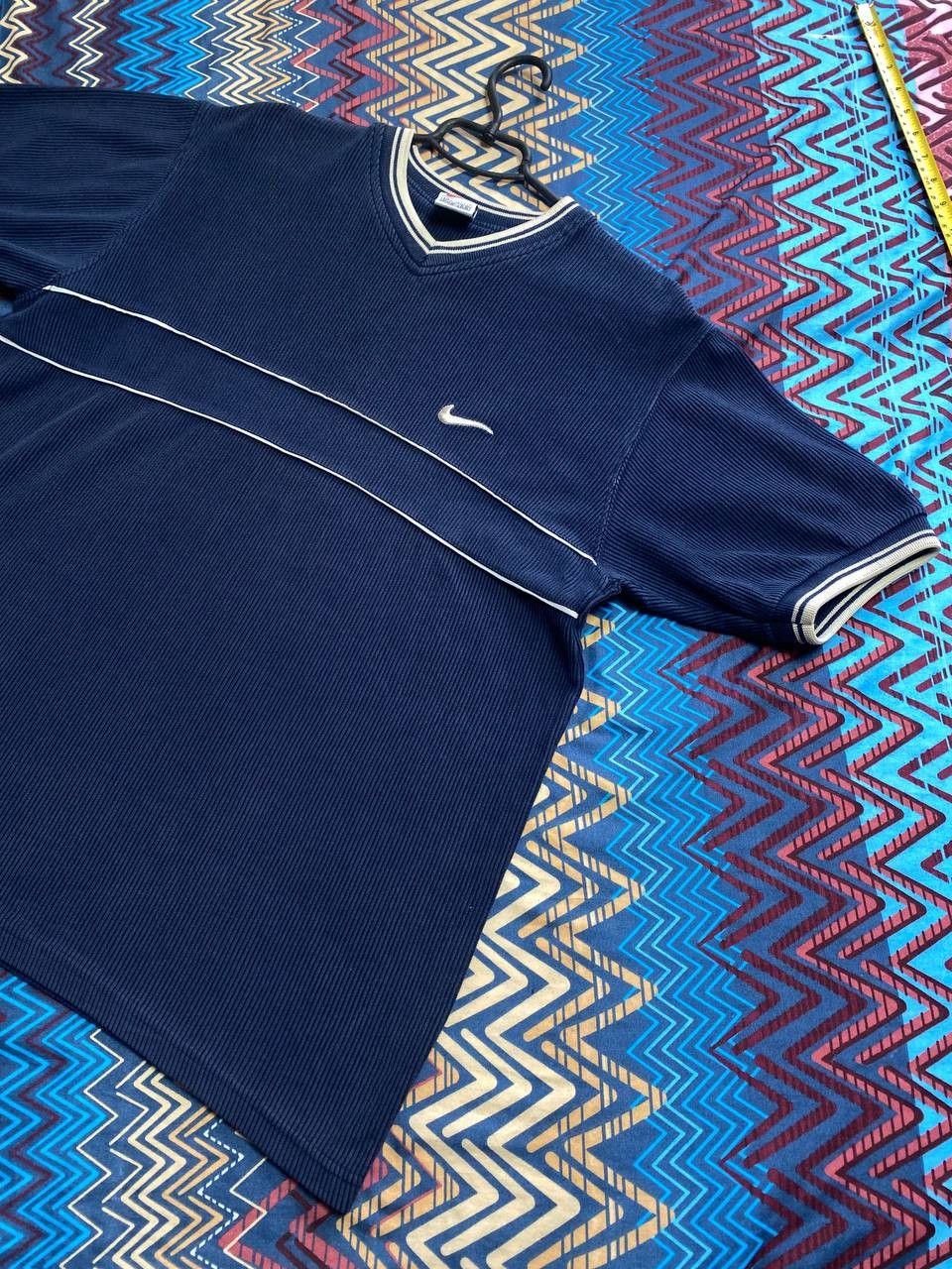 Nike Streetwear T-Shirt Nike logo Y2K Vintage size L Size US L / EU 52-54 / 3 - 9 Thumbnail