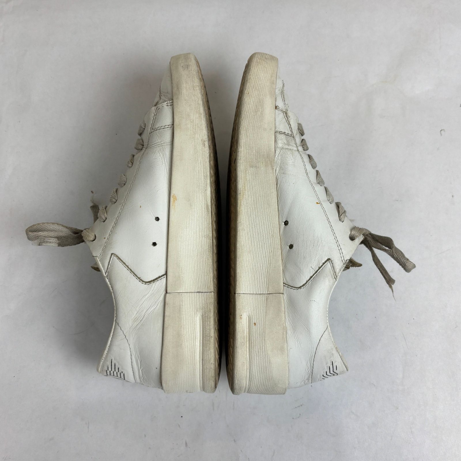 Golden Goose Golden Goose GGDB Stardan Leather Low Top Sneakers Womens 36 Size US 6 / IT 36 - 7 Thumbnail