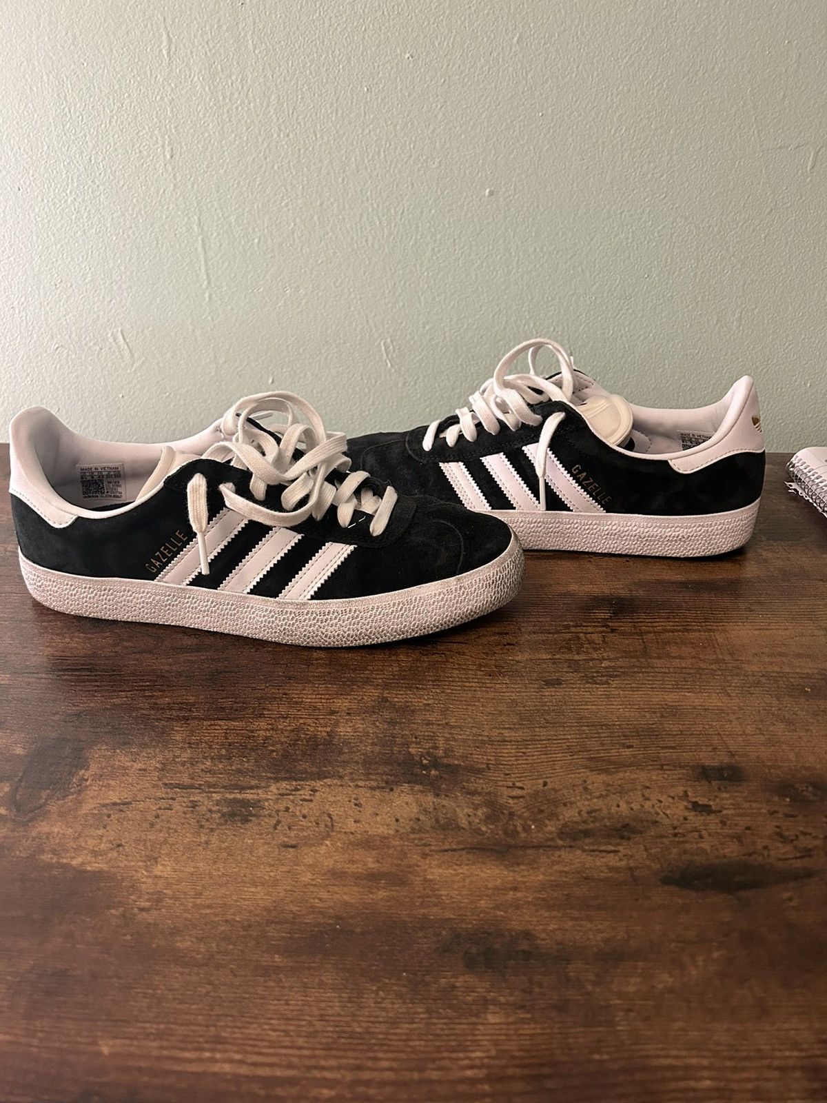 Adidas Adidas Gazelle Size US 8.5 / EU 41-42 - 1 Thumbnail