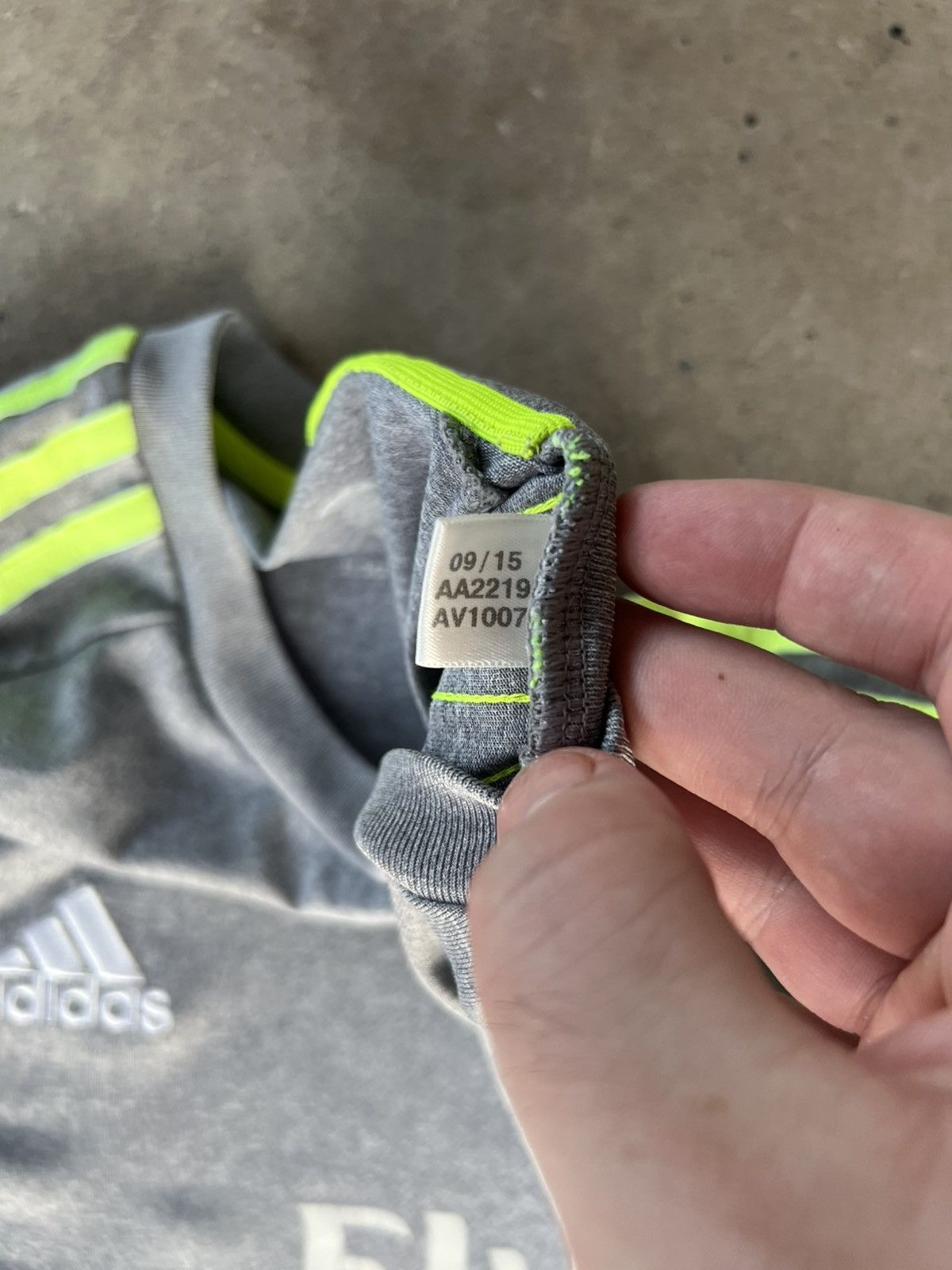 Adidas Vintage Adidas Real Madrid Galactico Soccer Futbol Jersey Size US L / EU 52-54 / 3 - 4 Thumbnail