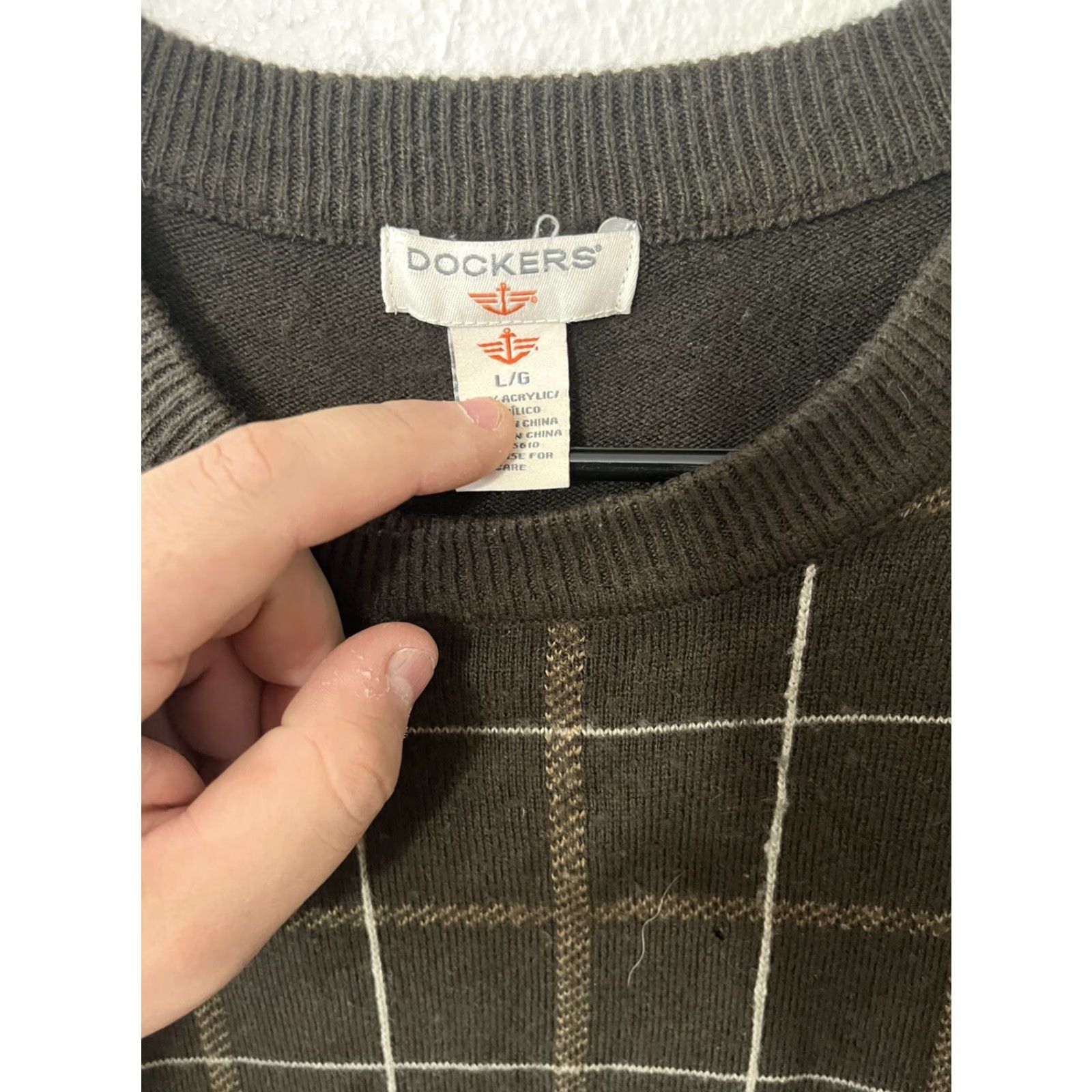 Dockers DOCKERS Mens Sweater Crew Neck Plaid Check Brown Dark Brown L Pullover Knit Acrylic Vintage No Size L Mens Sweater Crew Neck Brown Dark Brown L Size US L / EU 52-54 / 3 - 2 Thumbnail