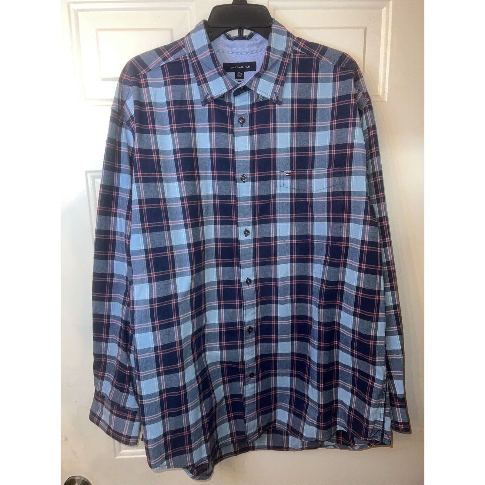 Tommy Hilfiger Tommy Hilfiger Men’s Button Up Shirt Size XL Blue Red Plaid Size US XL / EU 56 / 4 - 2 Thumbnail