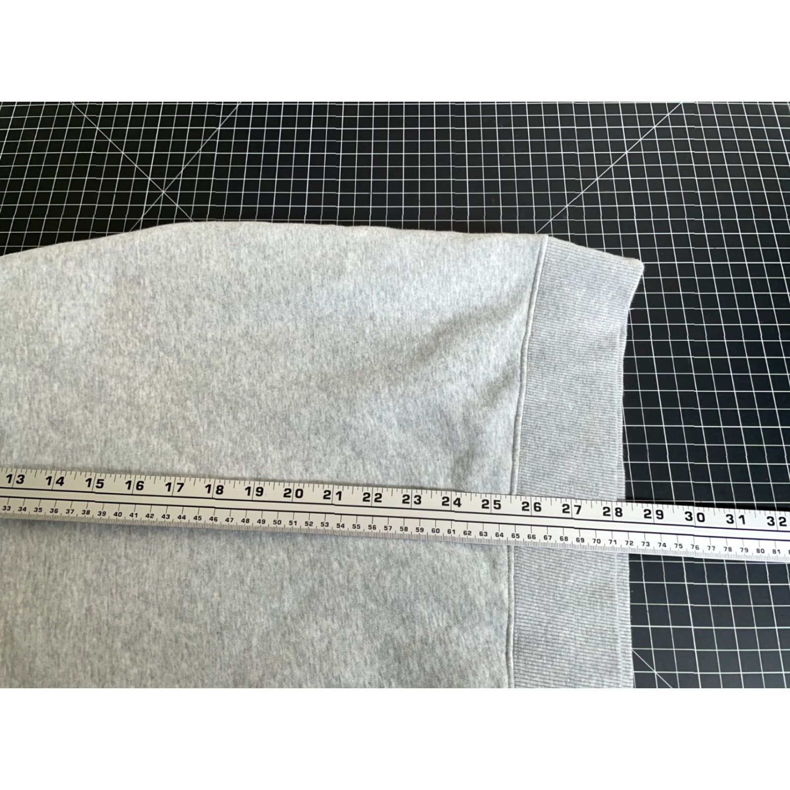 Vintage Kirkland Signature Logo Crewneck Sweatshirt Adult 2XL Heather Gray Cotton Polyester | Sweatshirt | Mens | 2XL | Logo | Retro | Fall Winter | Pullover Size US XXL / EU 58 / 5 - 6 Thumbnail